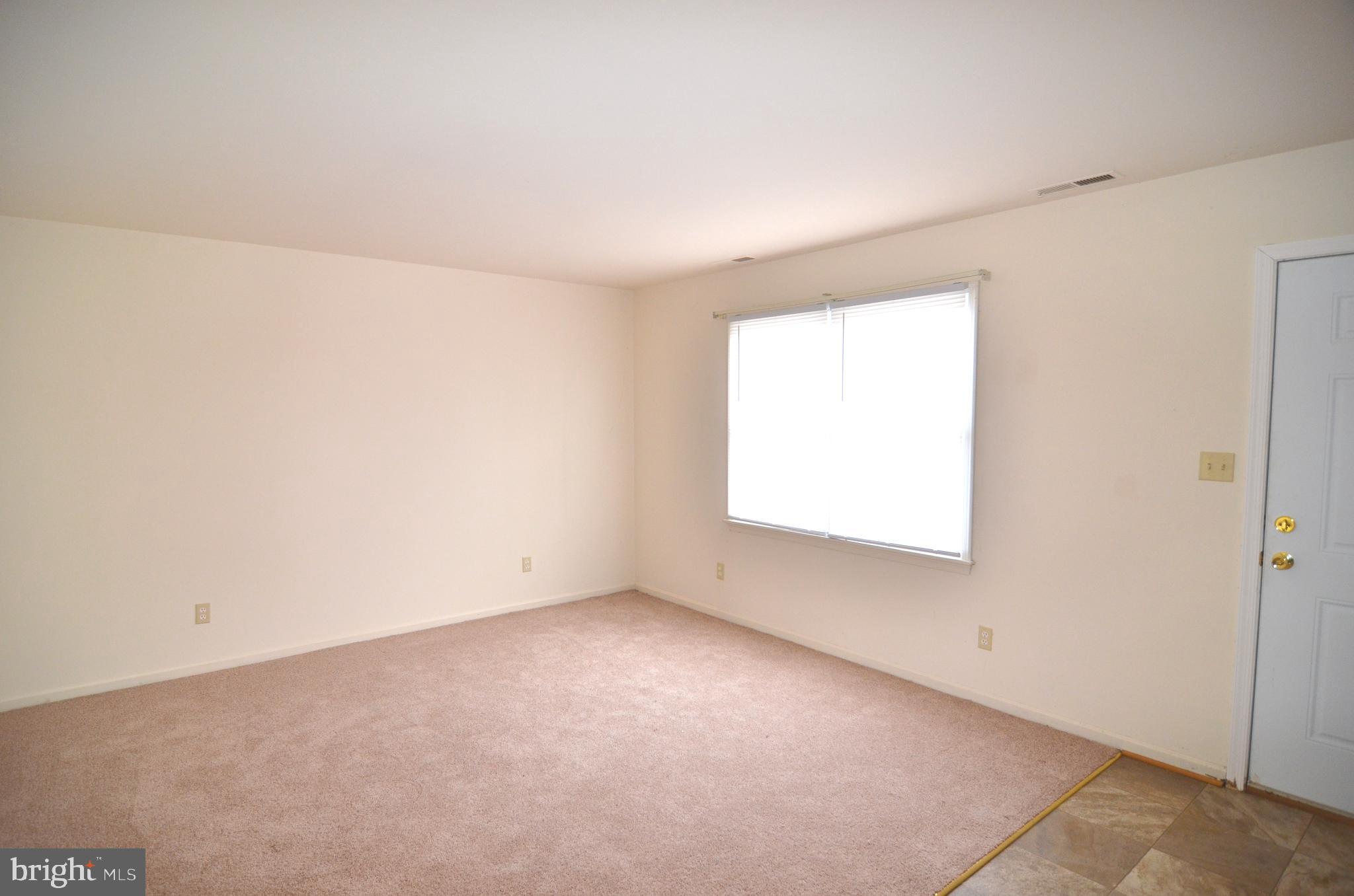 SPRING VALLEY - Residential Lease