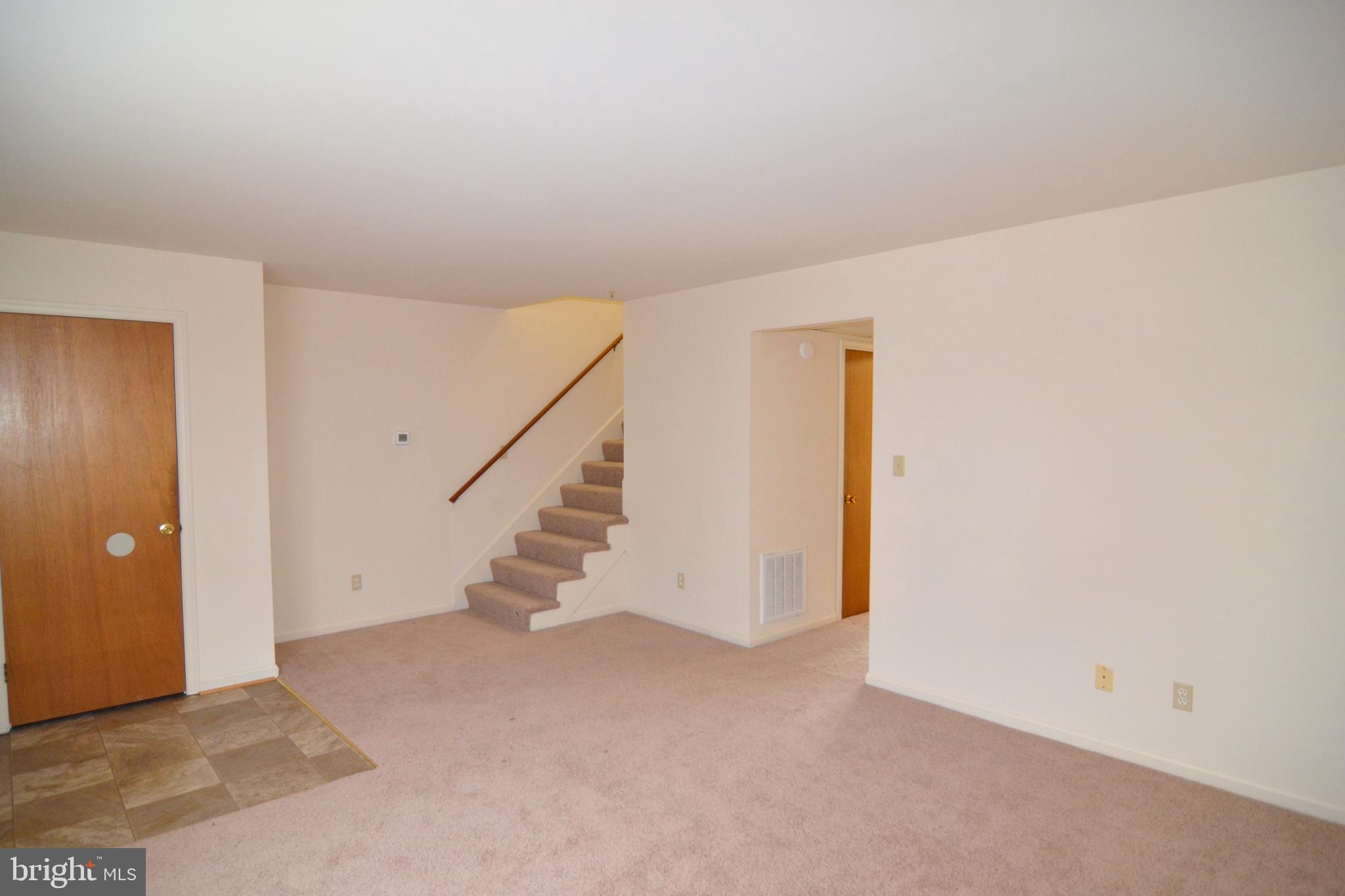 SPRING VALLEY - Residential Lease