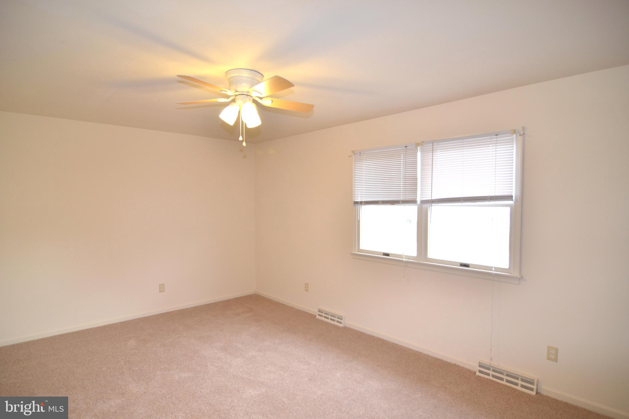 SPRING VALLEY - Residential Lease