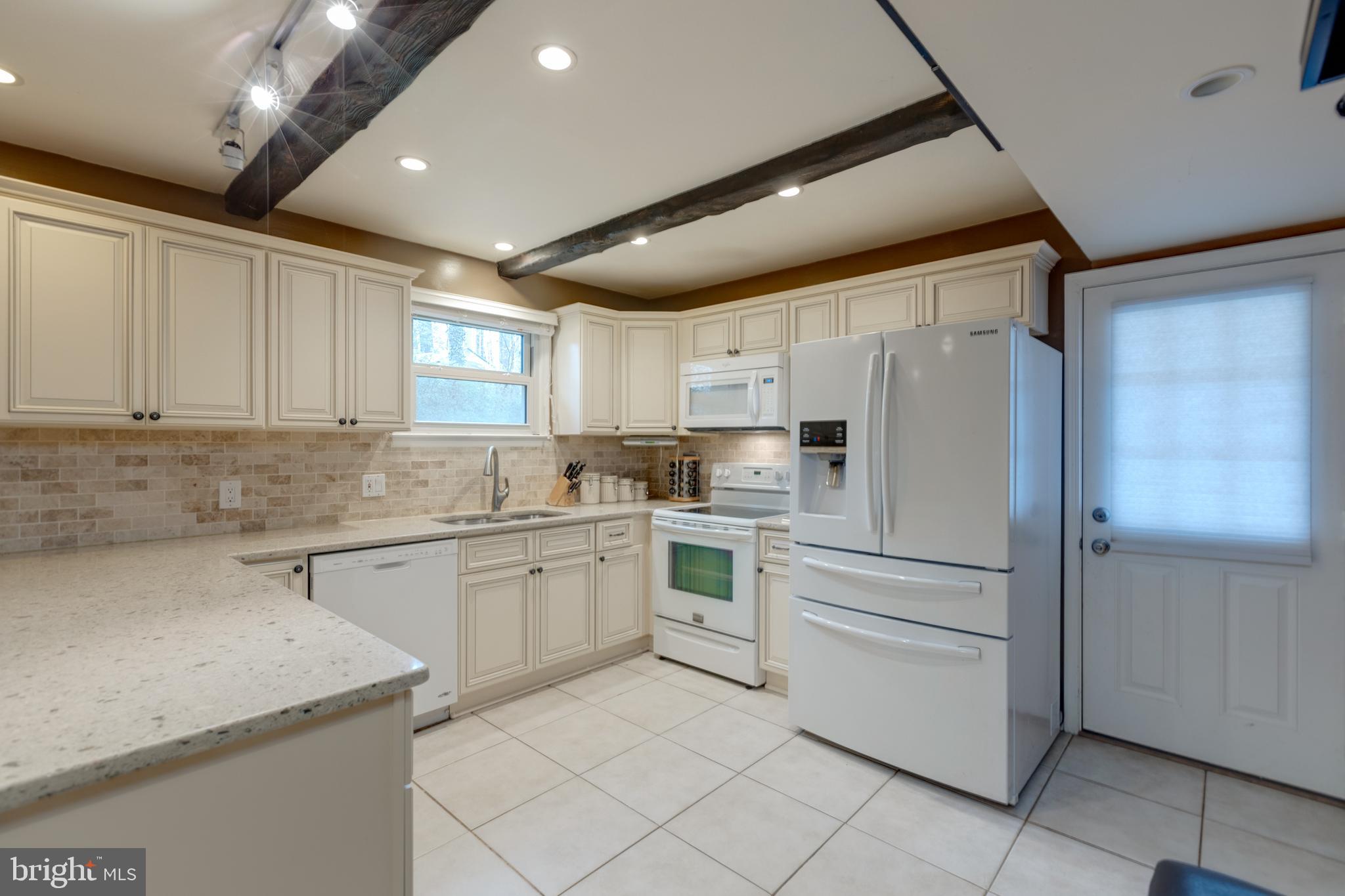 ORANGE HUNT ESTATES WEST - Residential