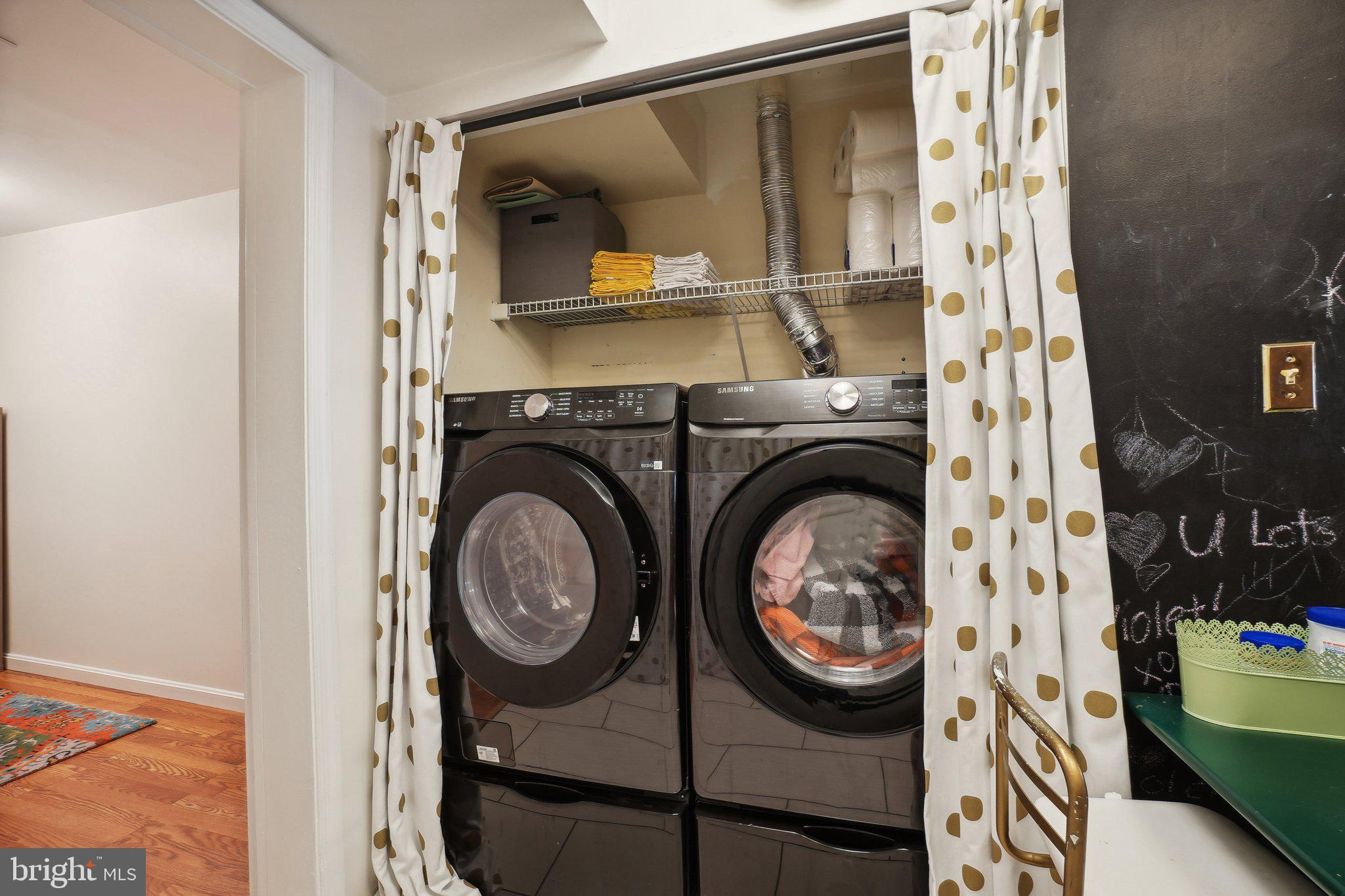 VILL AT MANCHESTER FARMS - Residential