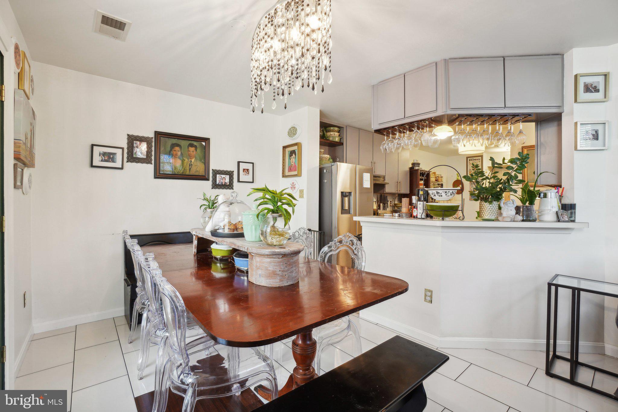 VILL AT MANCHESTER FARMS - Residential