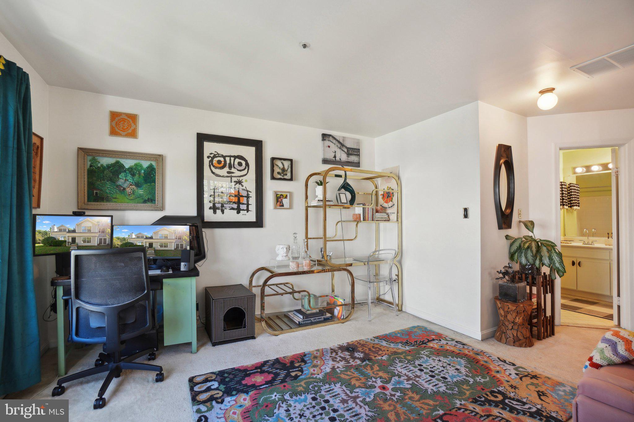 VILL AT MANCHESTER FARMS - Residential