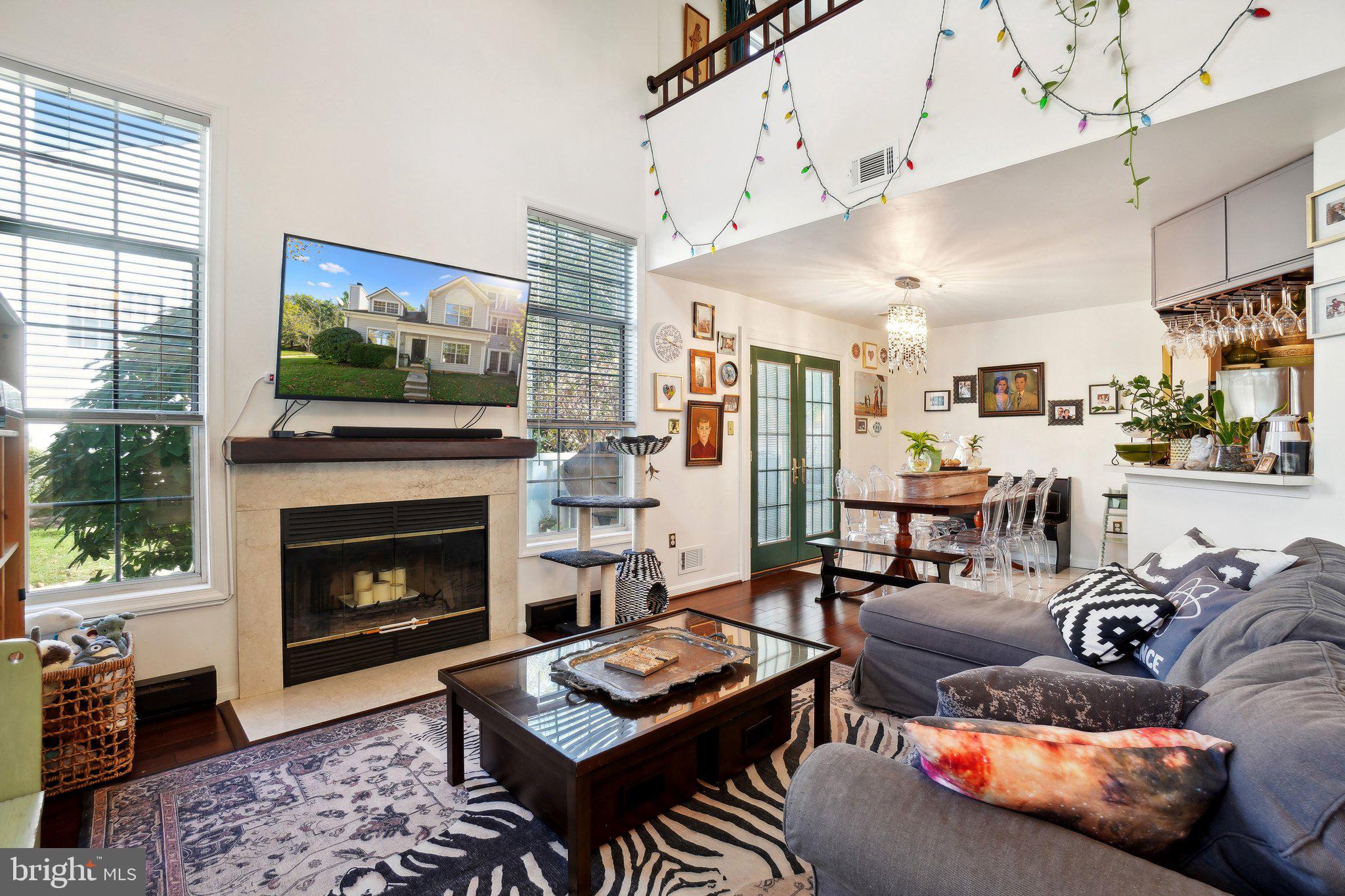 VILL AT MANCHESTER FARMS - Residential