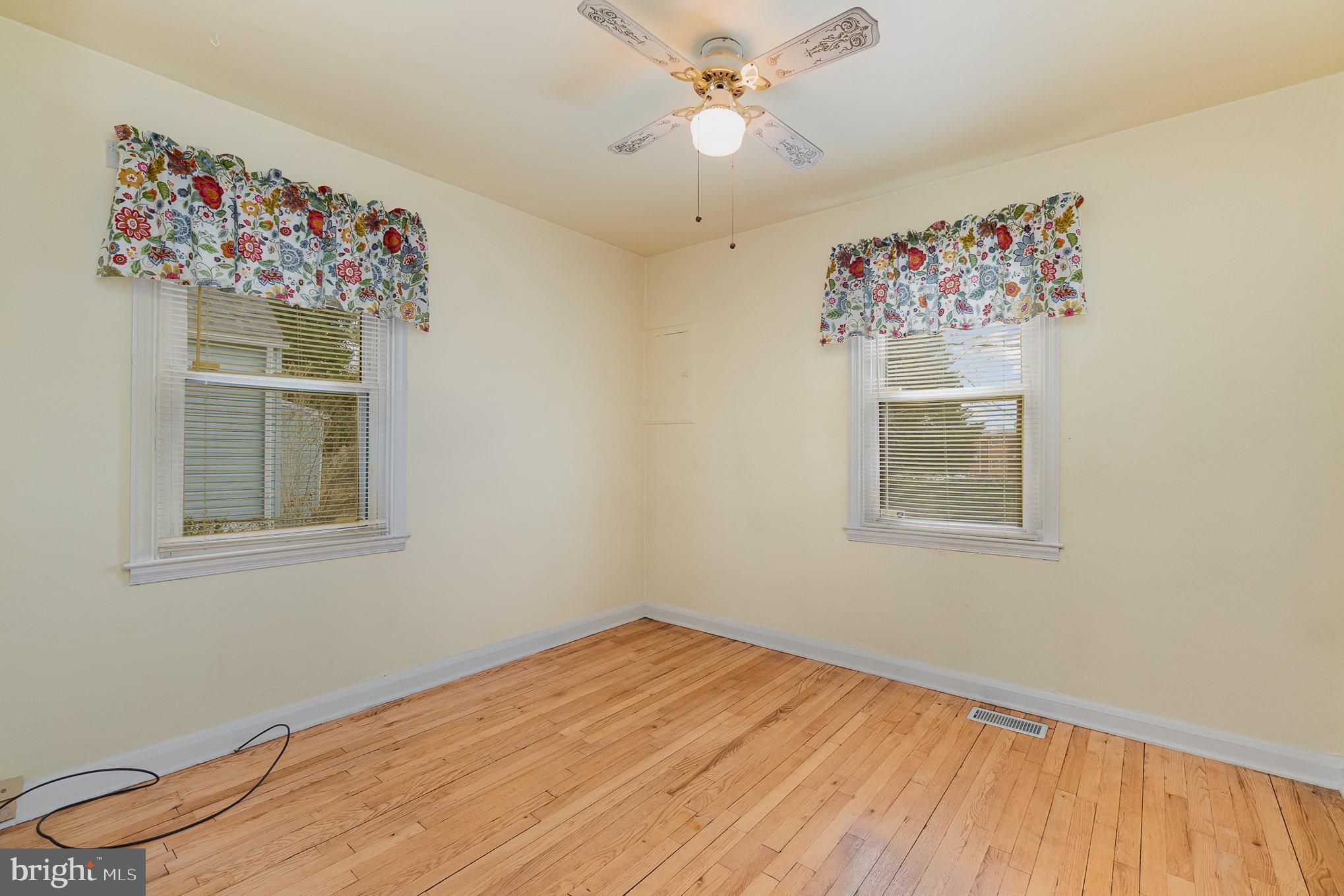 PARKVILLE - Residential