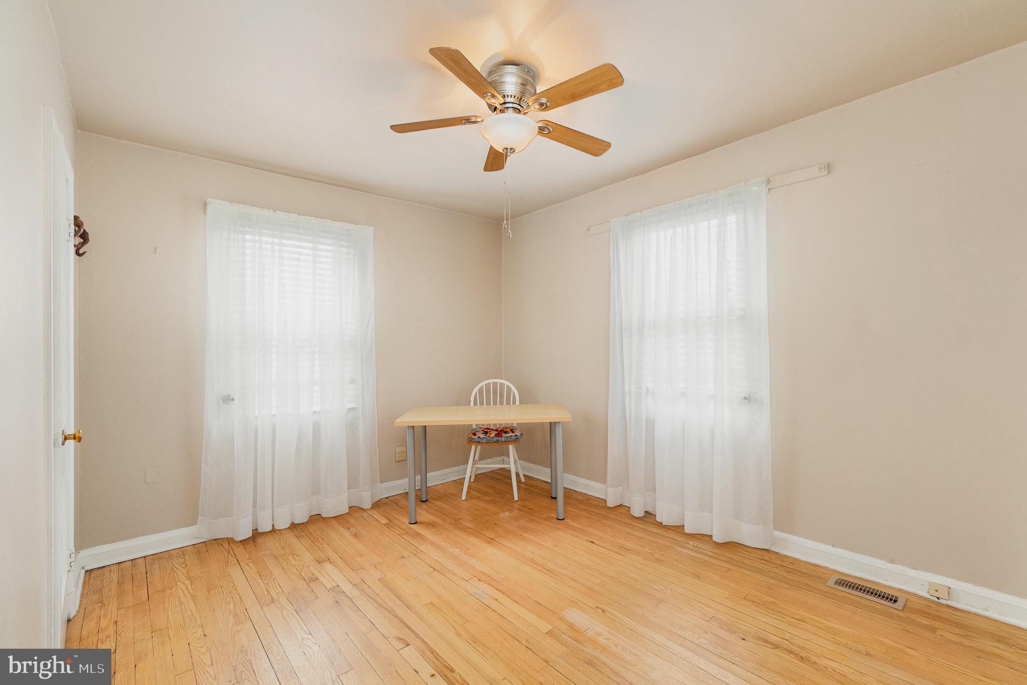 PARKVILLE - Residential