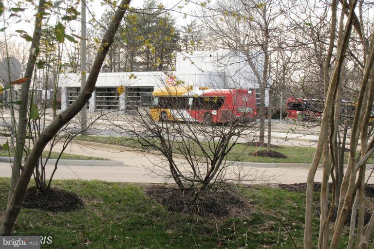 FOUNTAINS AT MCLEAN - Residential