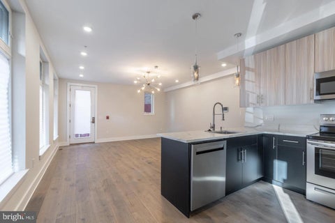 Condo For Rent - 920 N 15th Street #1<br/> Philadelphia County, PHILADELPHIA, PA 19130