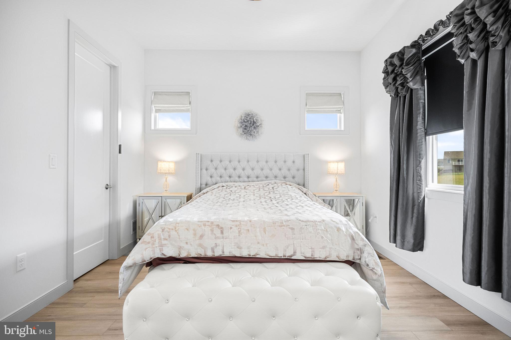 MOUNTAIN MEADOWS - Residential