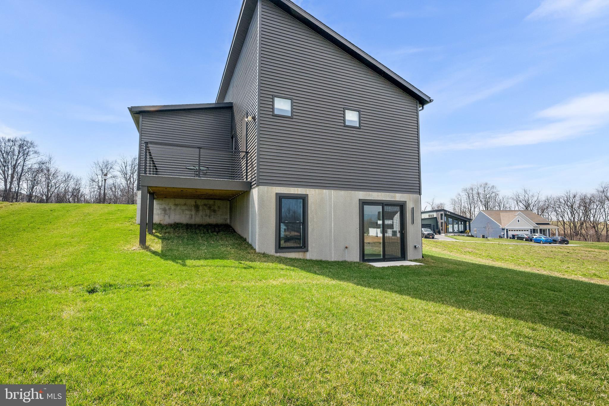 MOUNTAIN MEADOWS - Residential