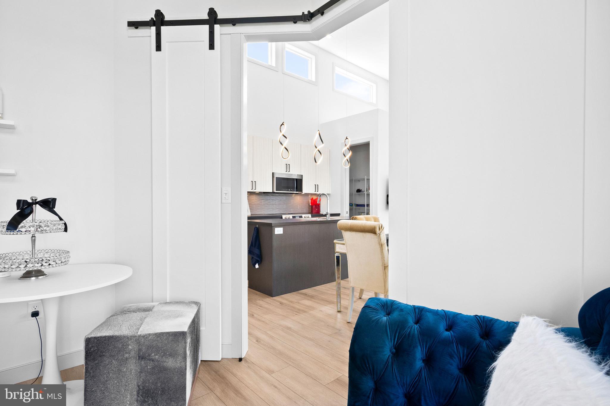 MOUNTAIN MEADOWS - Residential