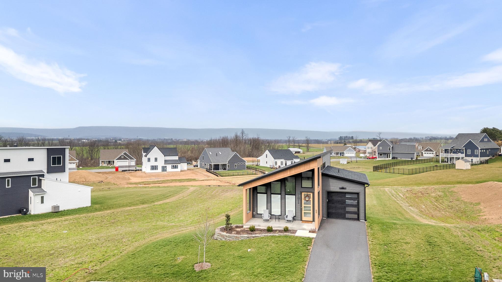 MOUNTAIN MEADOWS - Residential