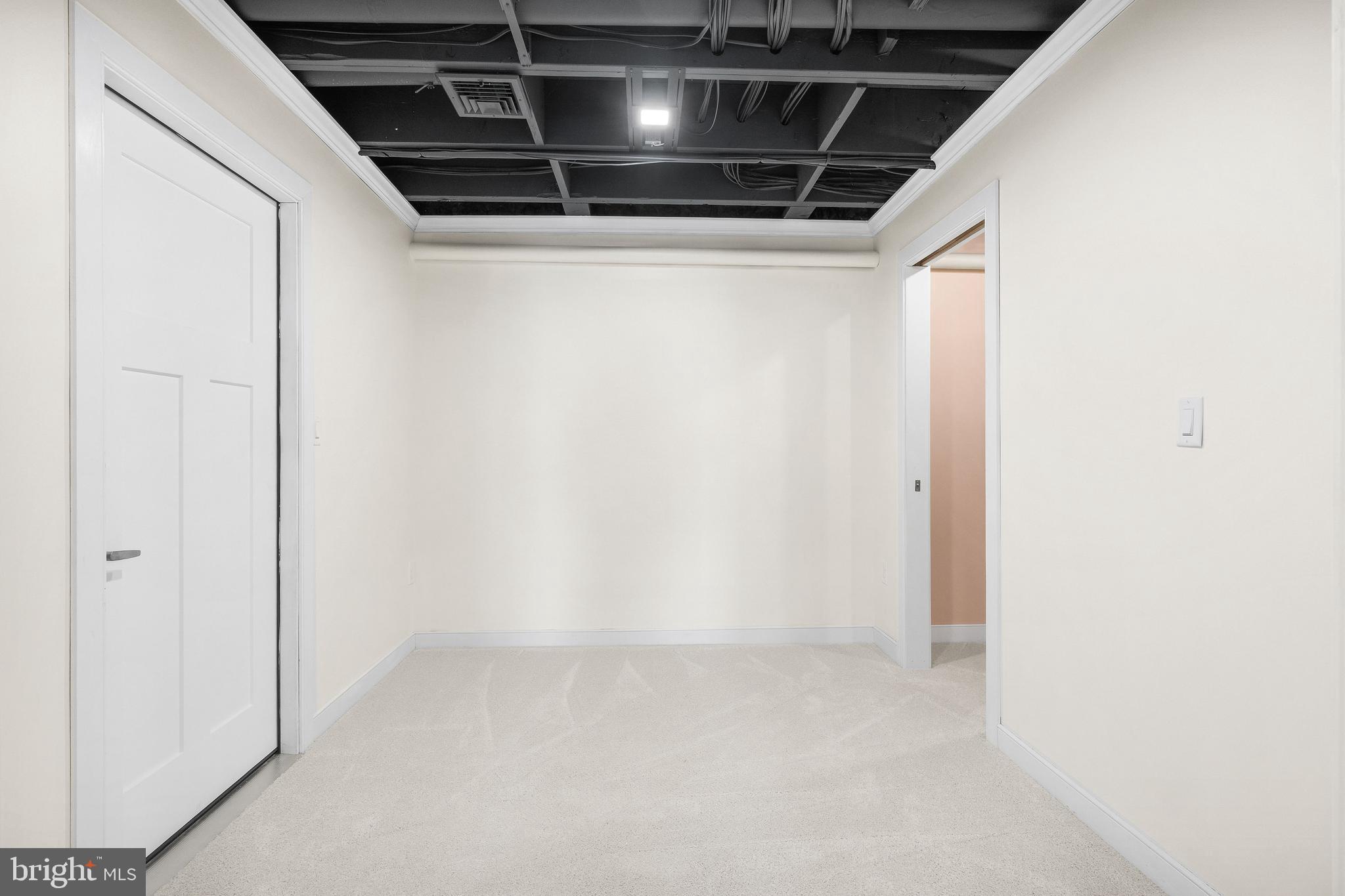 MOUNTAIN MEADOWS - Residential