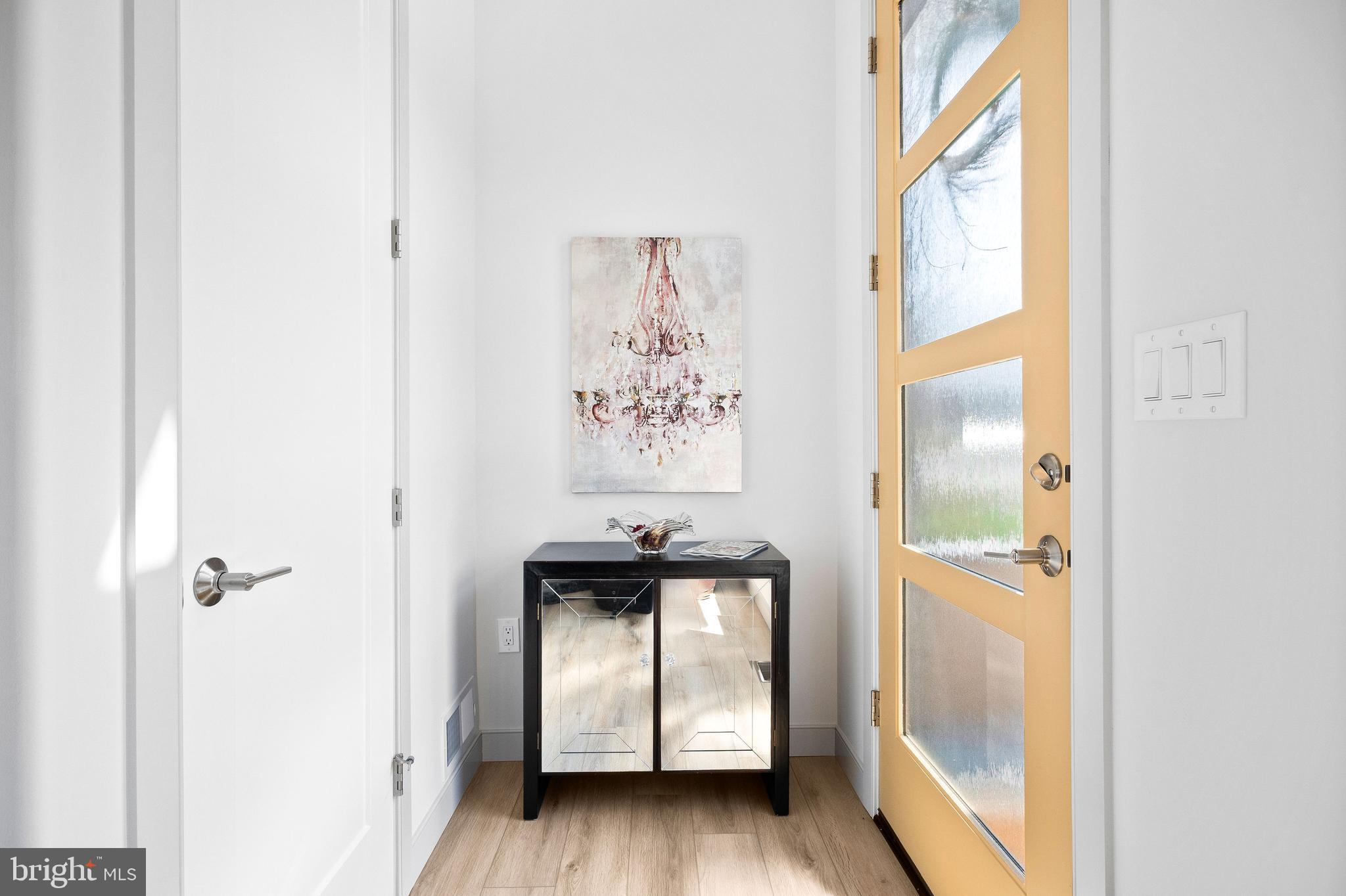 MOUNTAIN MEADOWS - Residential