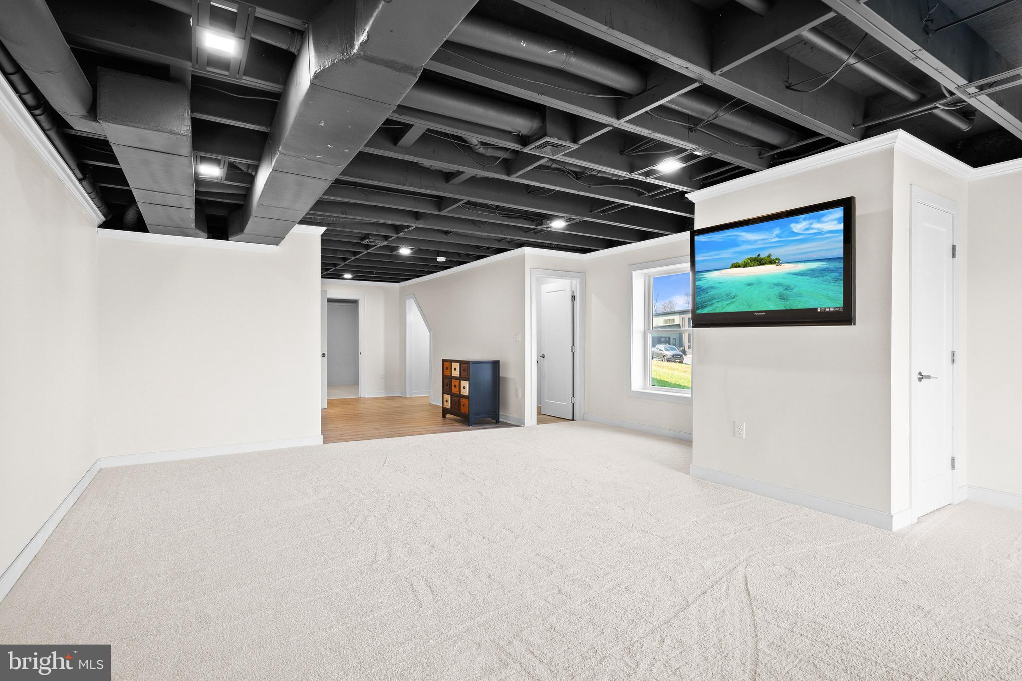 MOUNTAIN MEADOWS - Residential