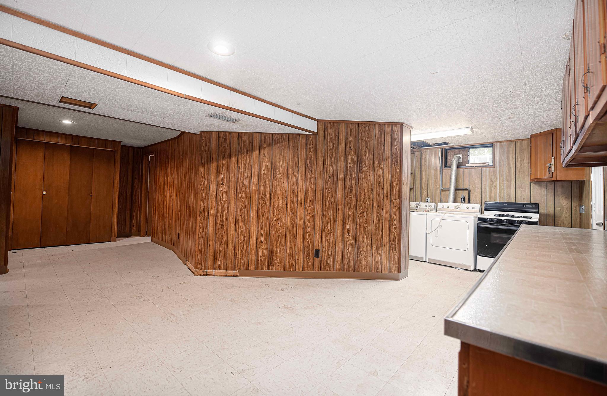 BEL AIR HEIGHTS - Residential