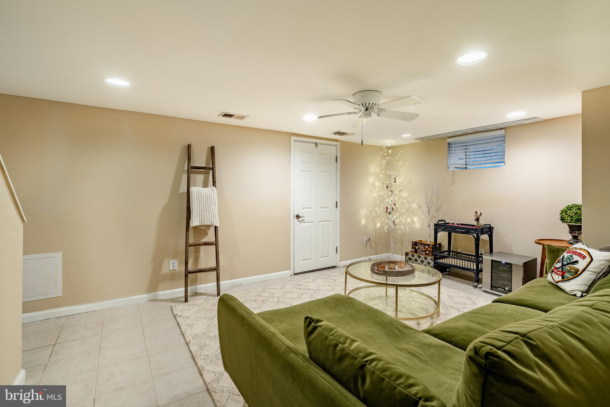 WOODMERE - Residential