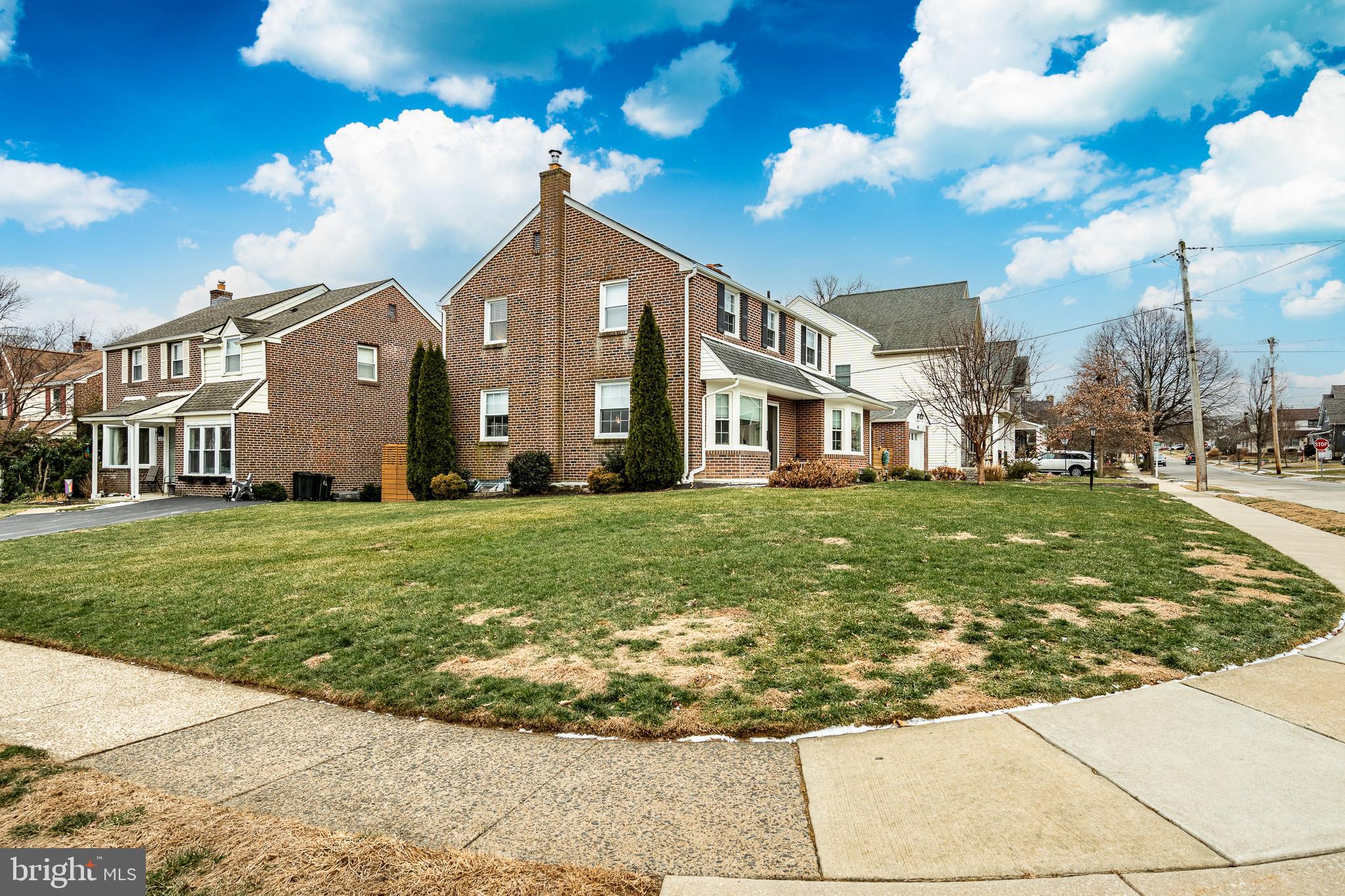 WOODMERE - Residential