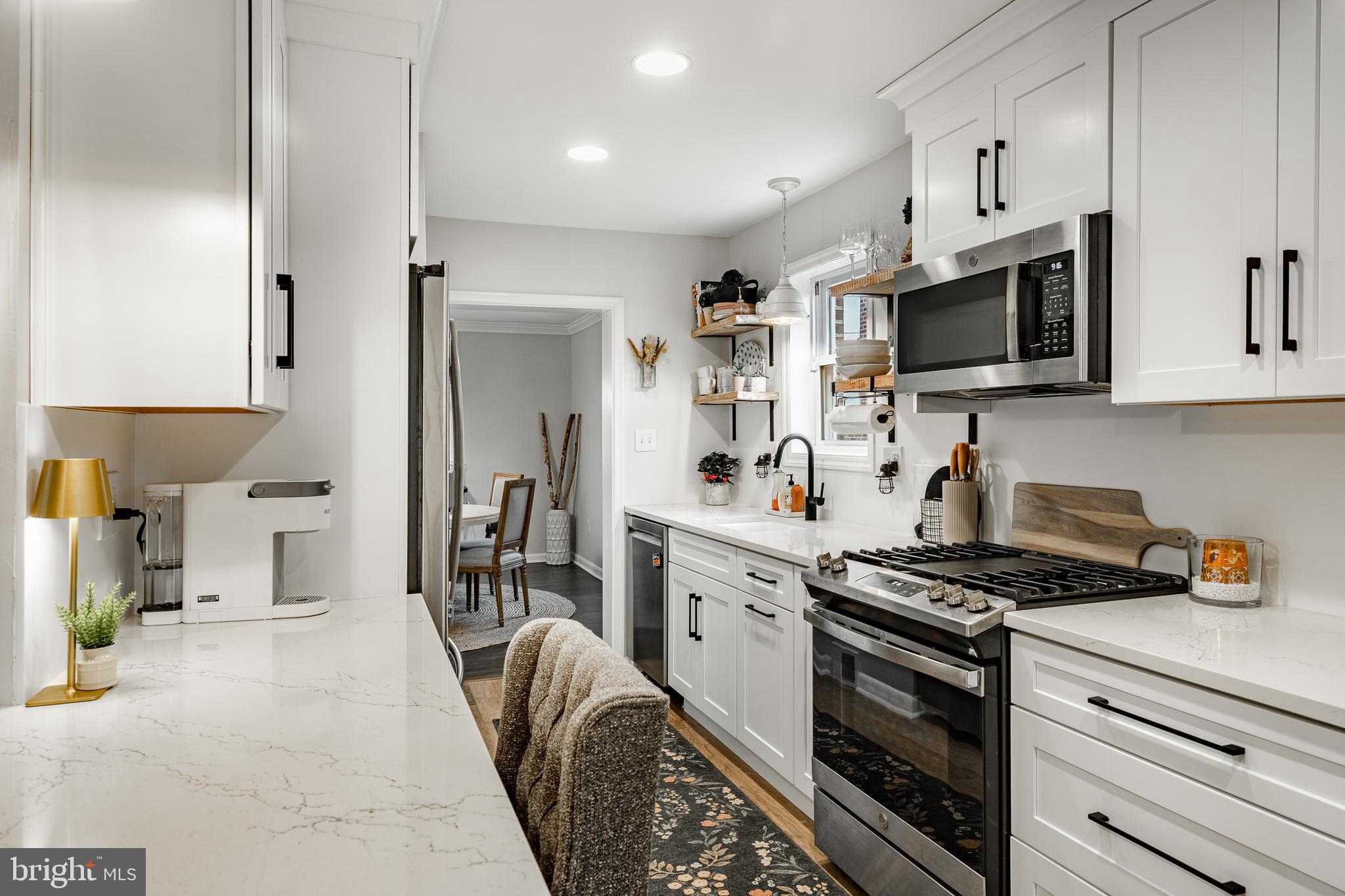 WOODMERE - Residential