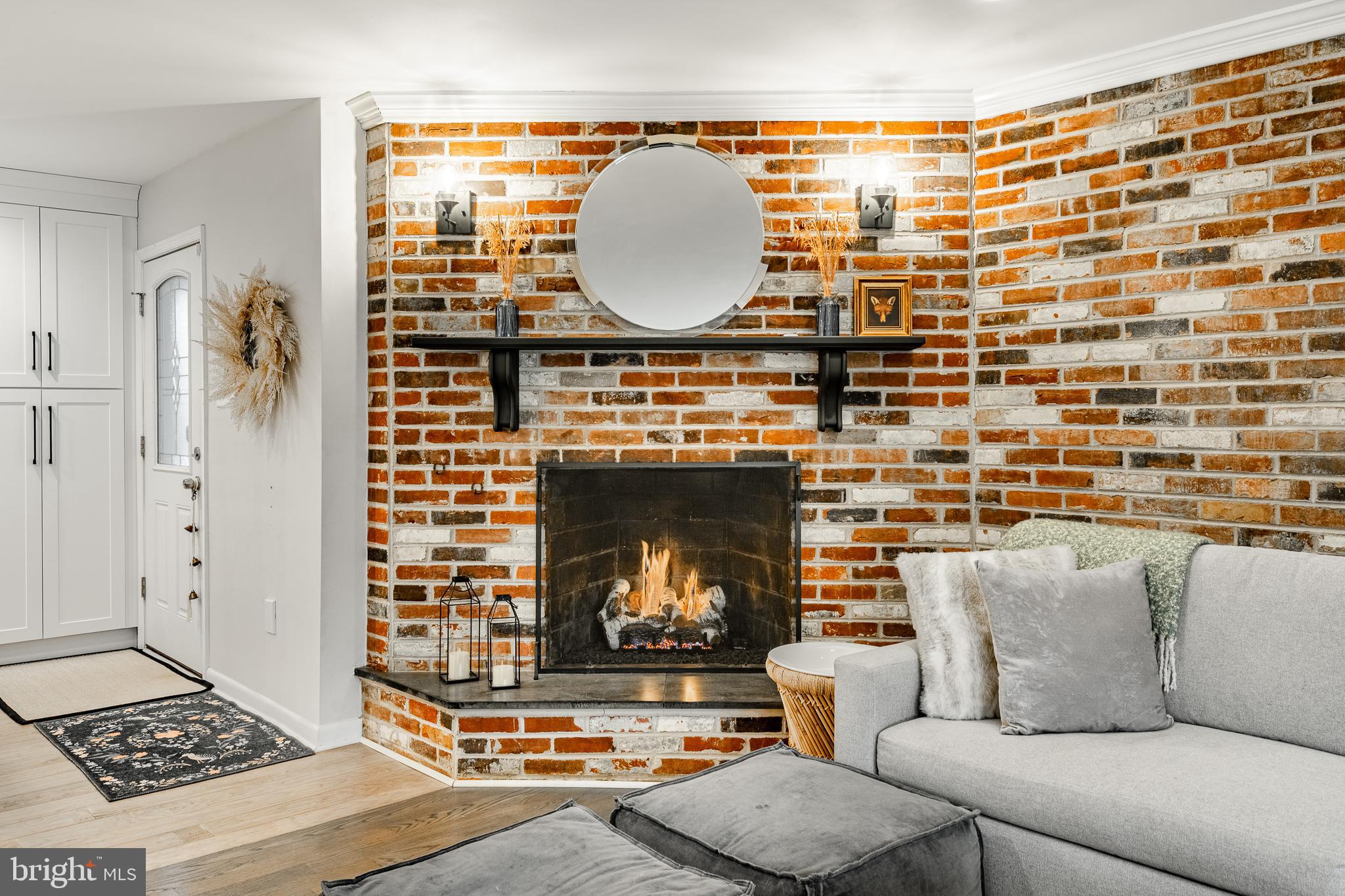 WOODMERE - Residential