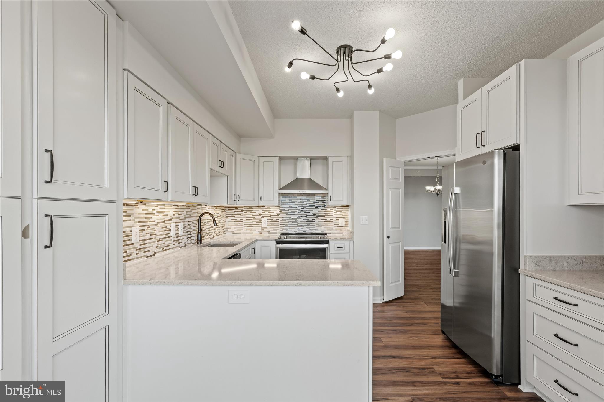 LANSDOWNE WOODS - Residential