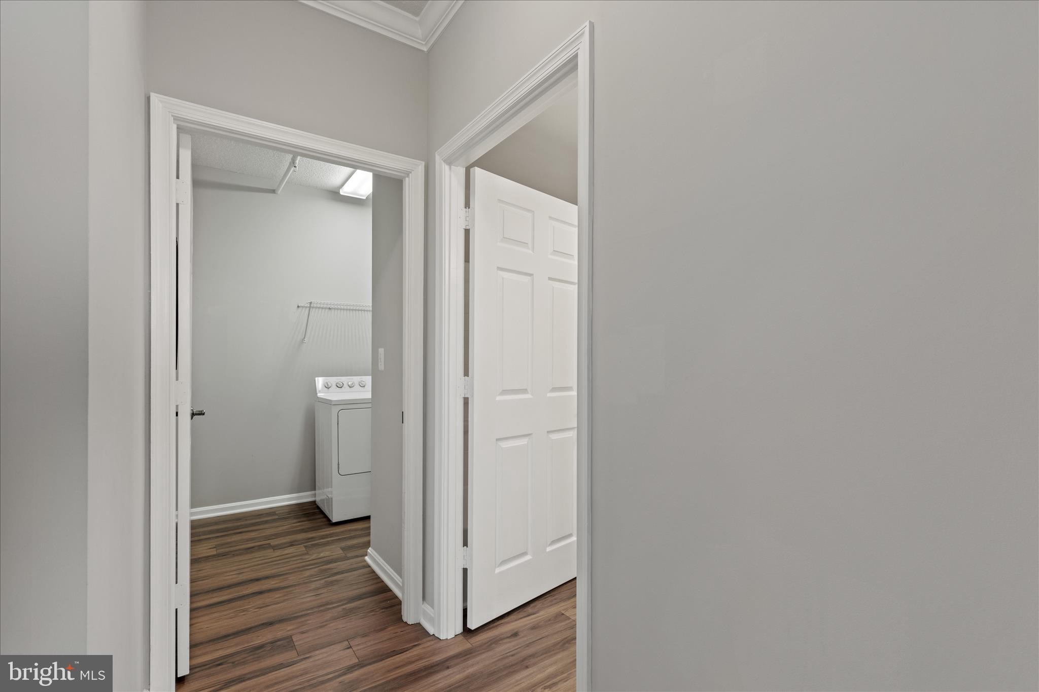 LANSDOWNE WOODS - Residential