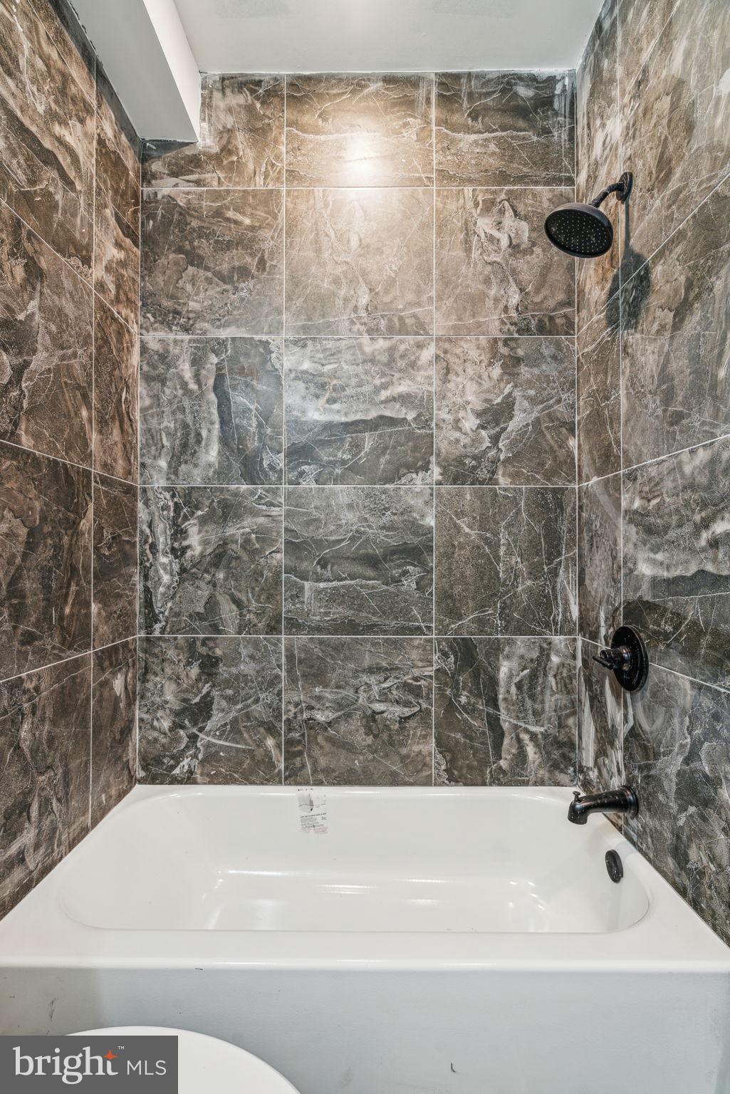 BELMONT - Residential Lease