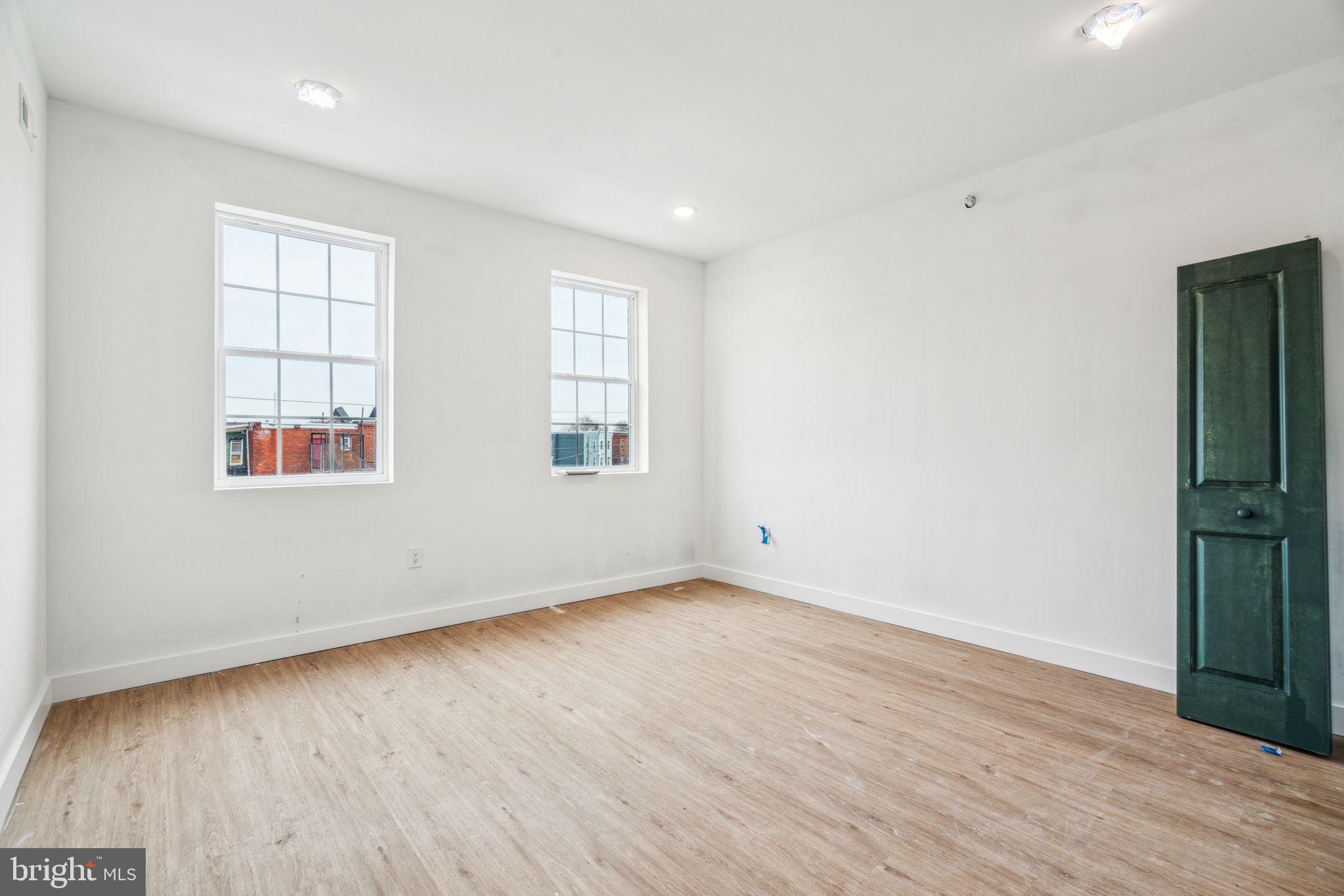 BELMONT - Residential Lease