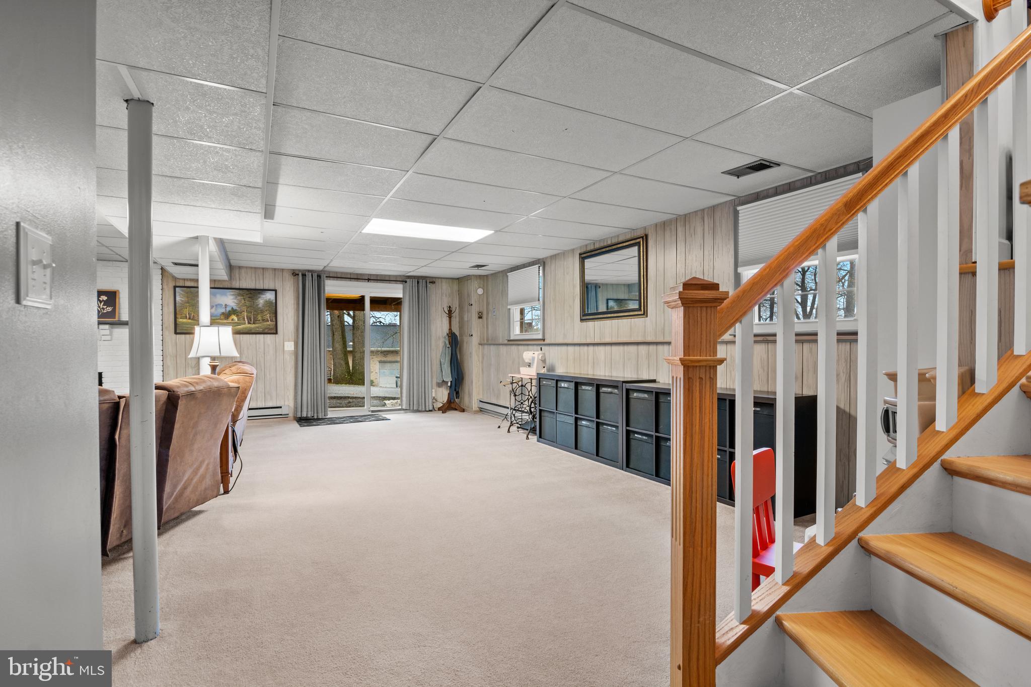 ELVATON ACRES - Residential