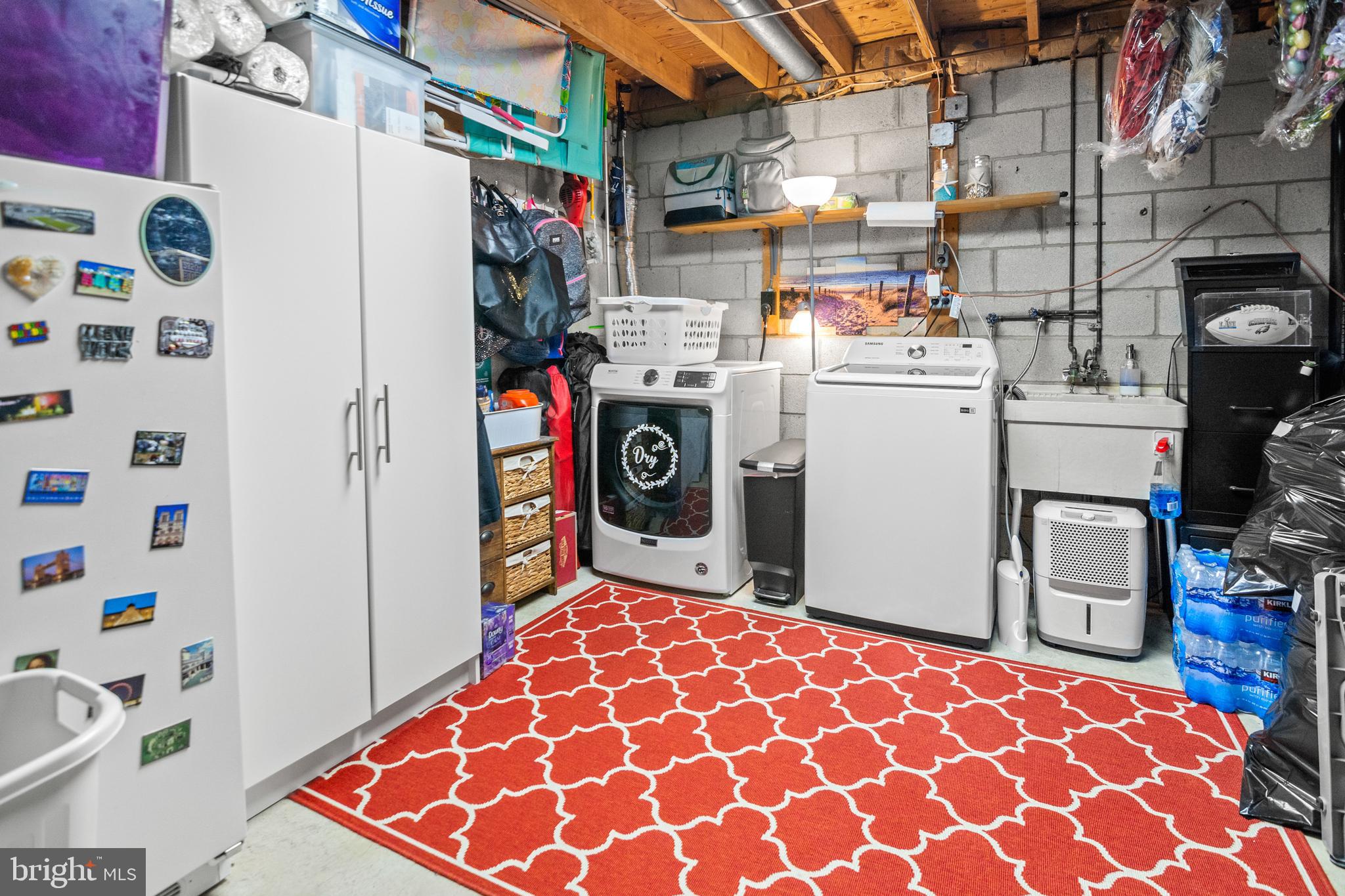 ELVATON ACRES - Residential