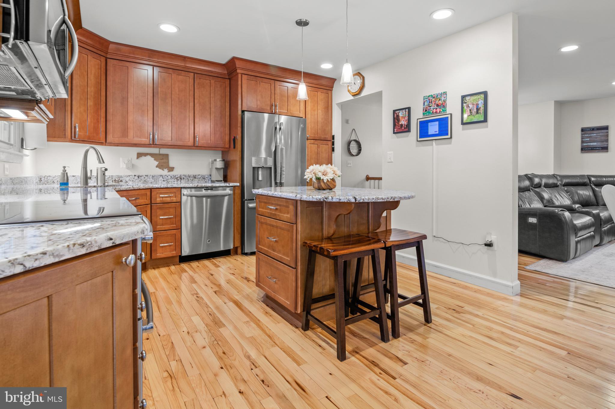 ELVATON ACRES - Residential