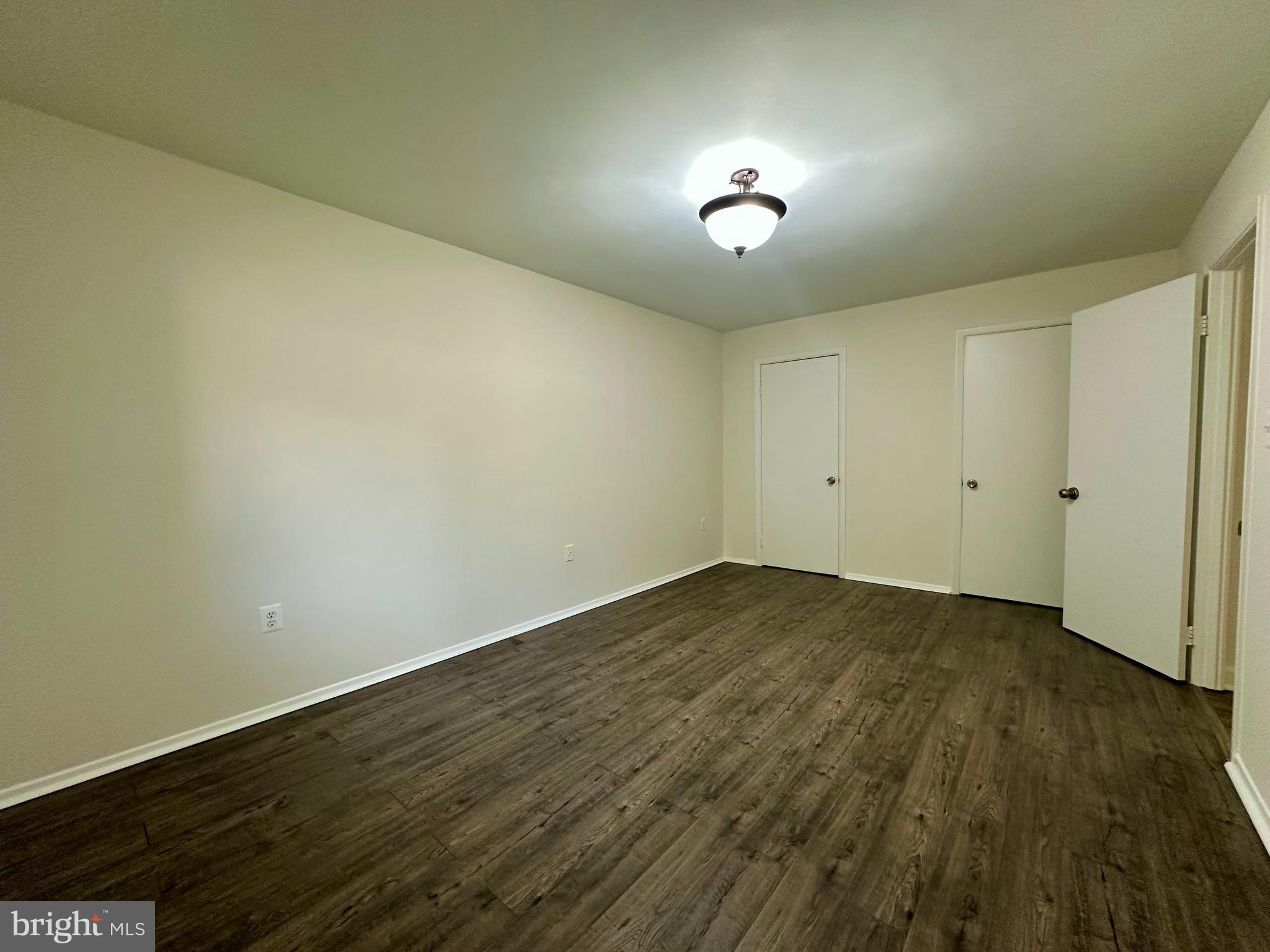 BETHESDA PARK - Residential