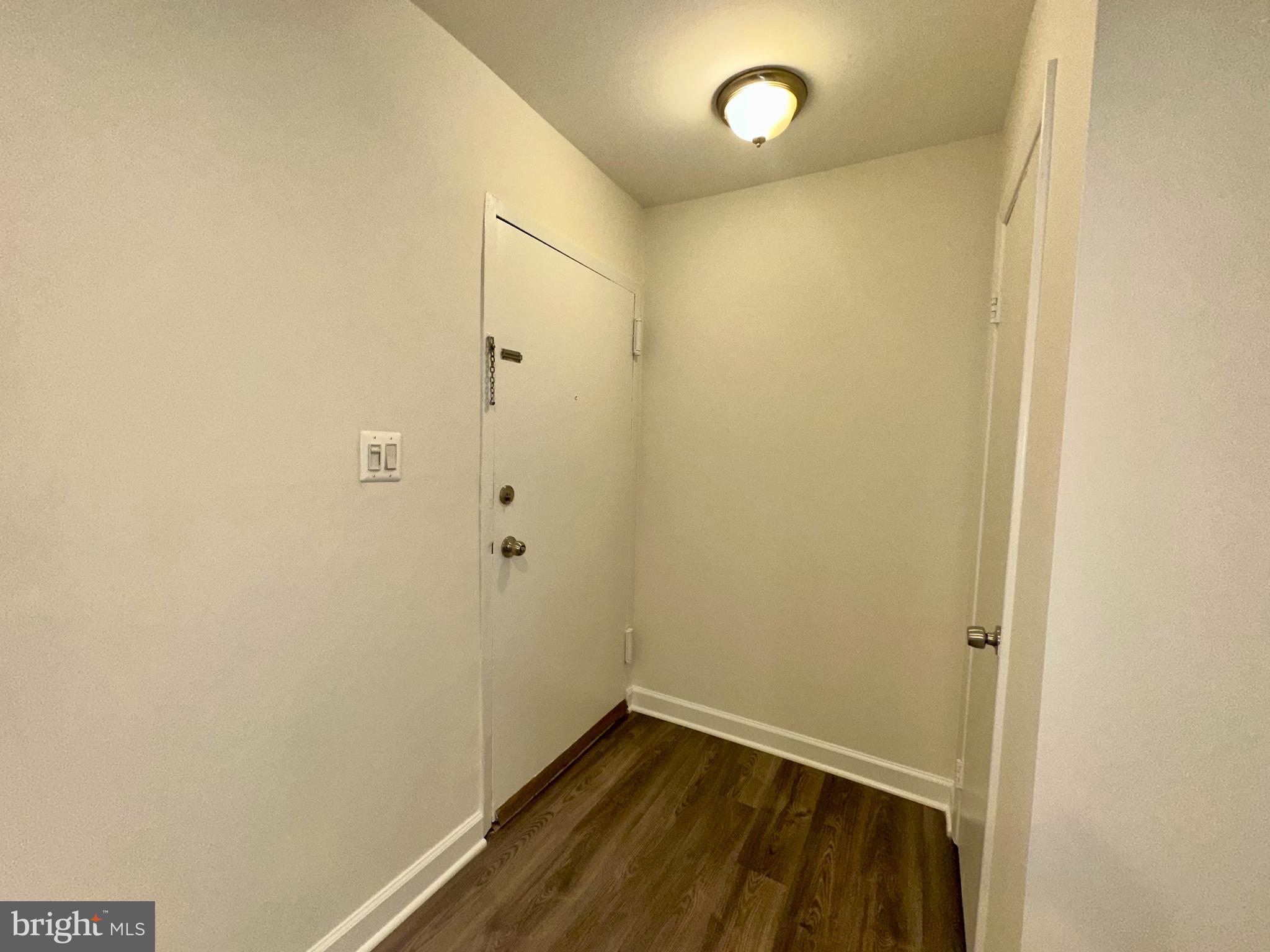 BETHESDA PARK - Residential