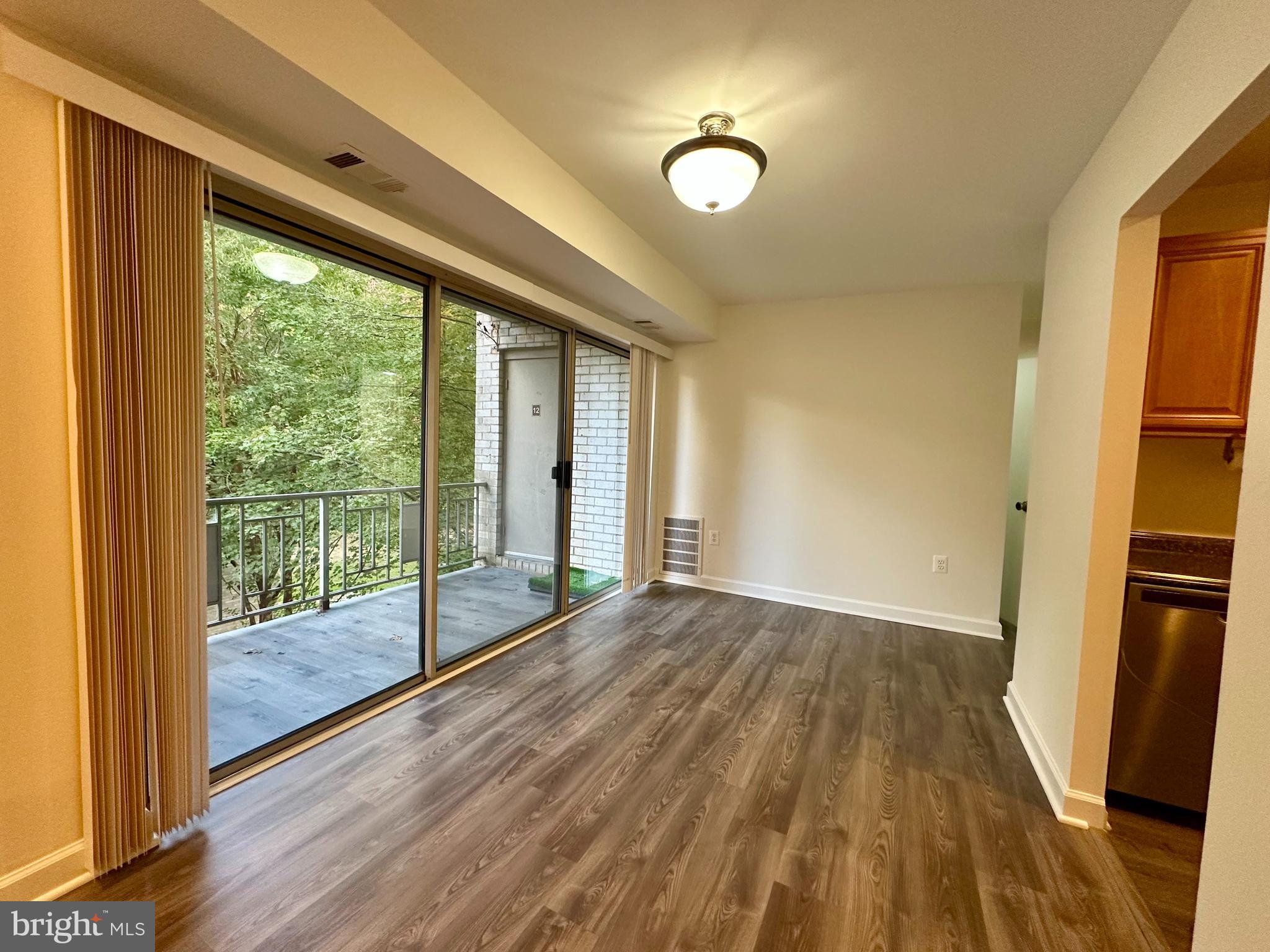 BETHESDA PARK - Residential