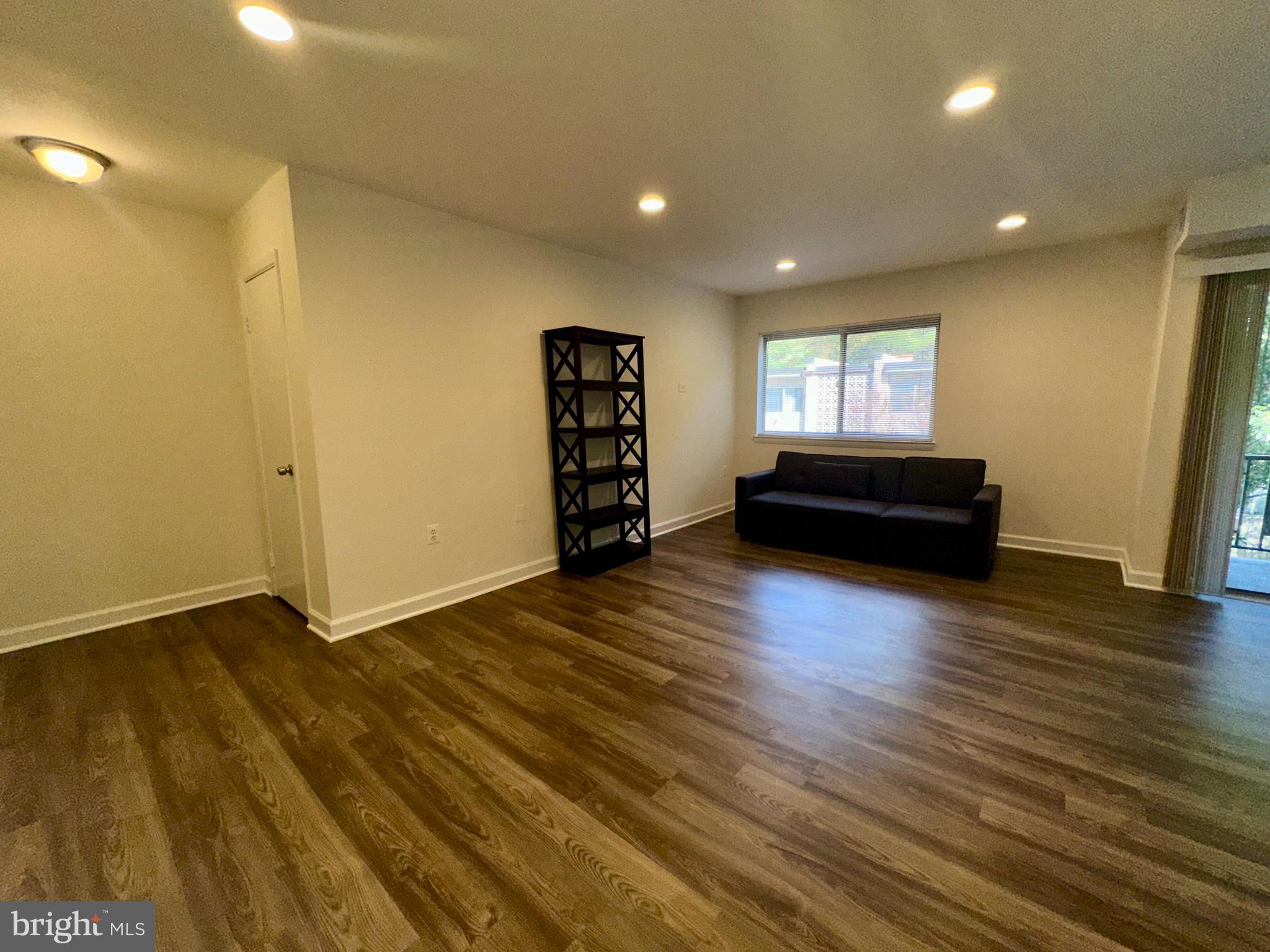 BETHESDA PARK - Residential