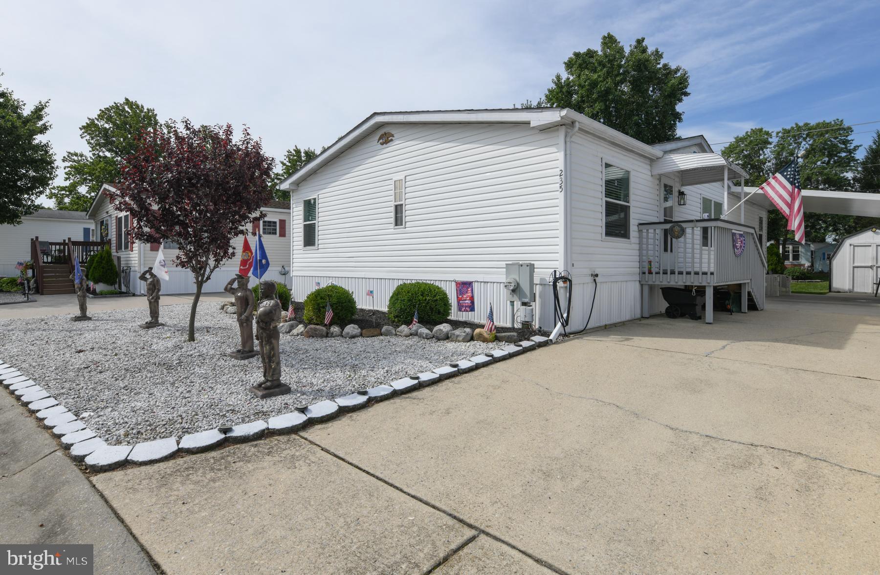 235 TONY CIRCLE