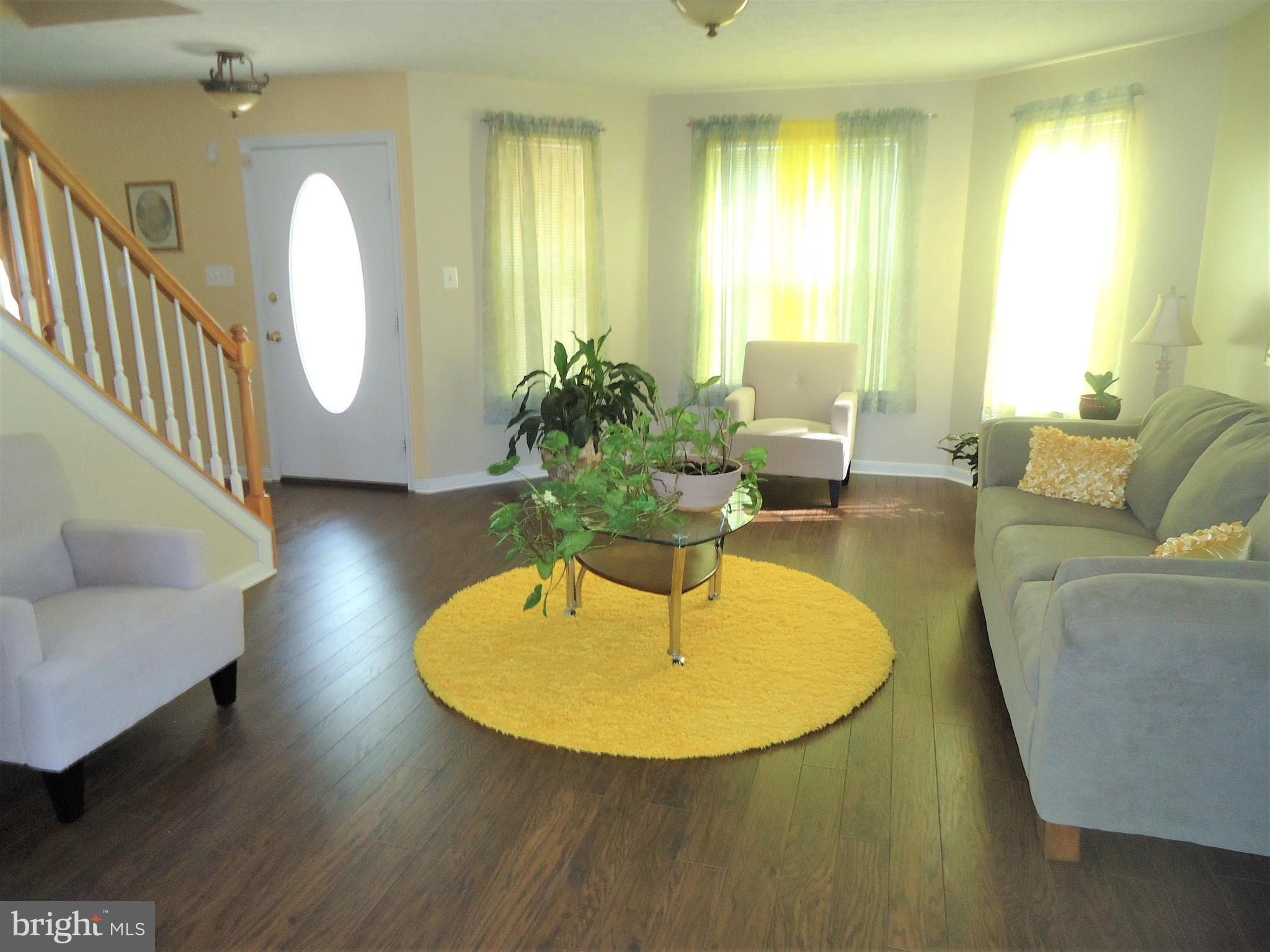 ROLLING MEADOWS - Residential