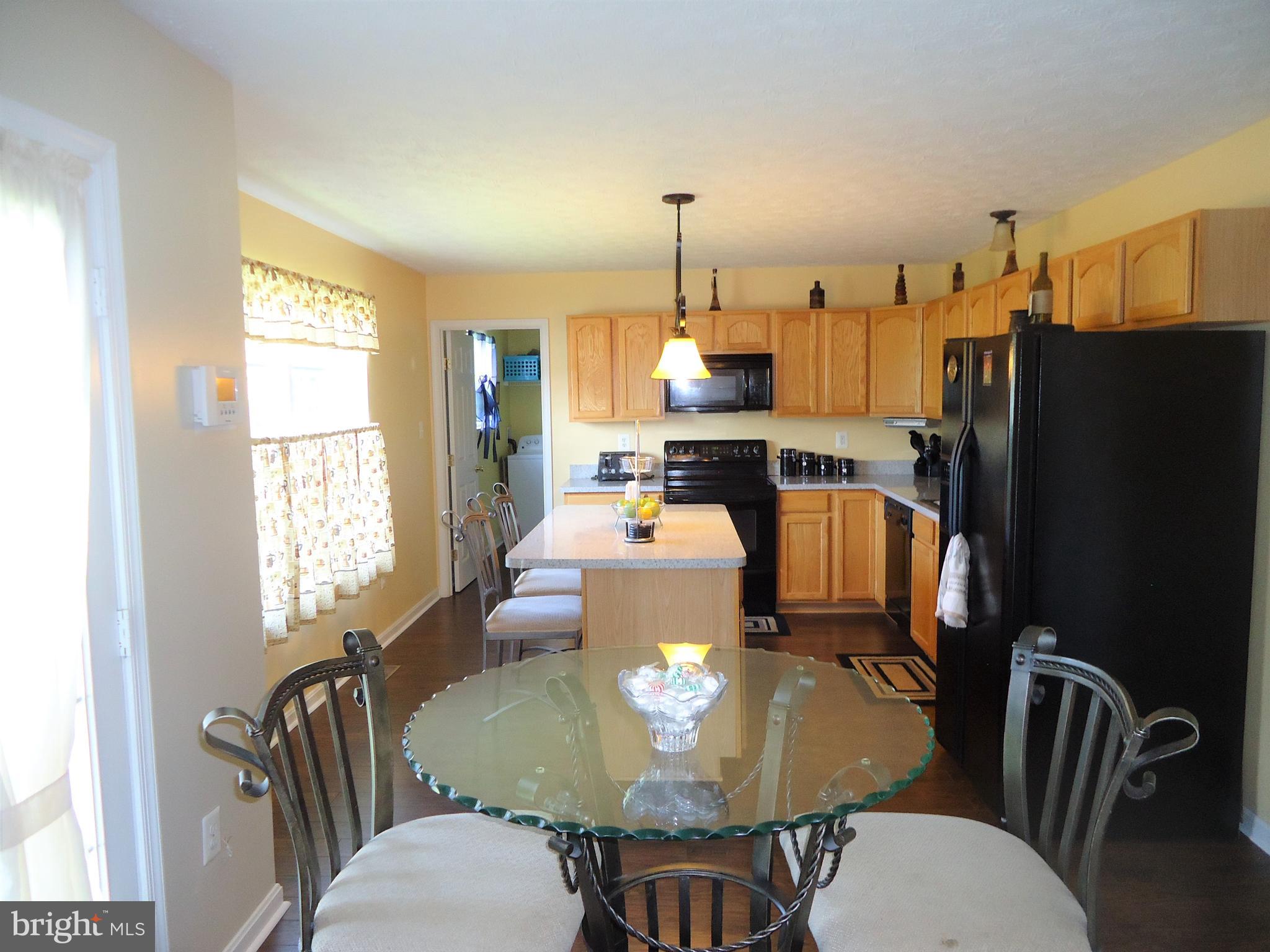 ROLLING MEADOWS - Residential