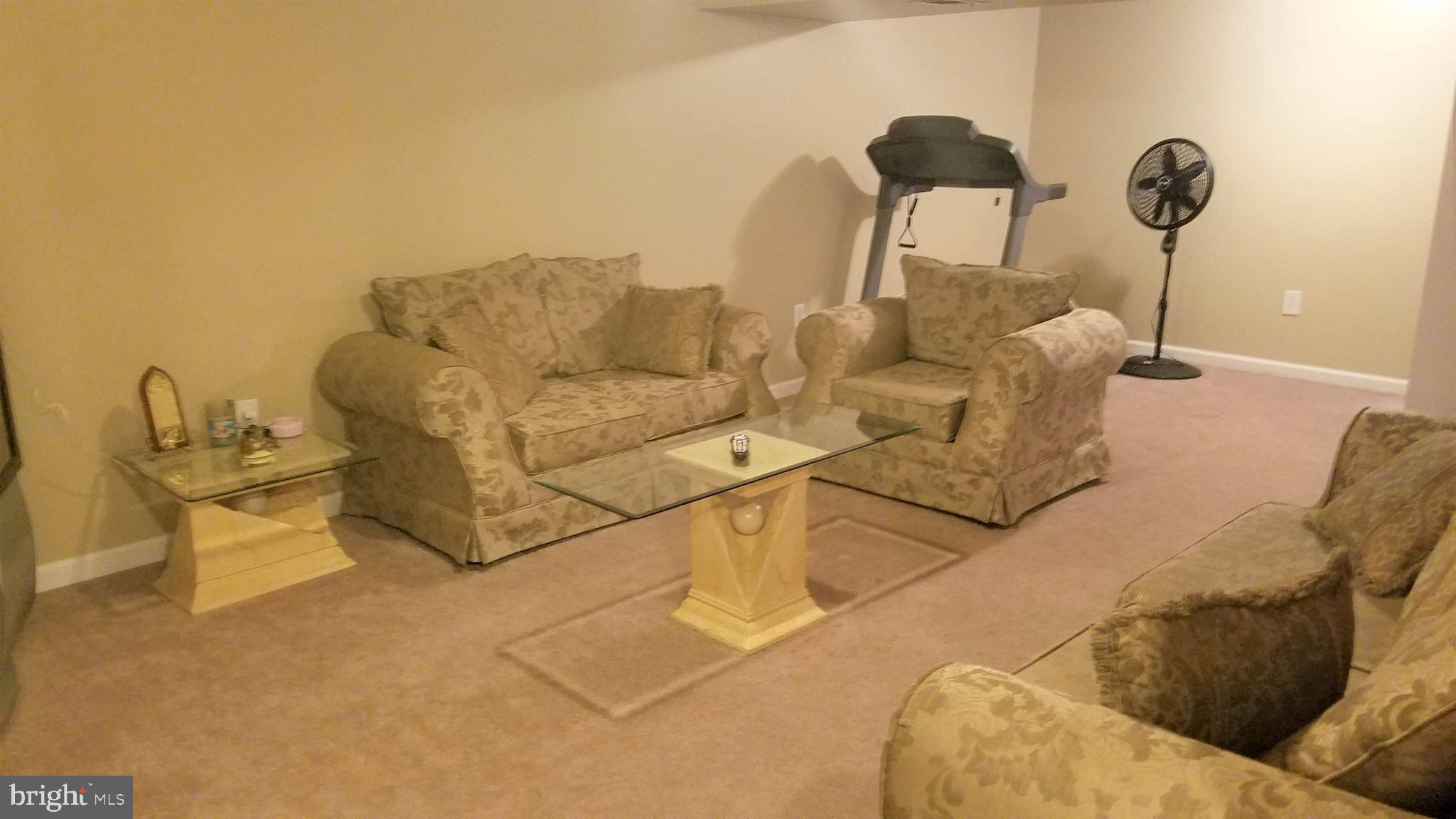 ROLLING MEADOWS - Residential