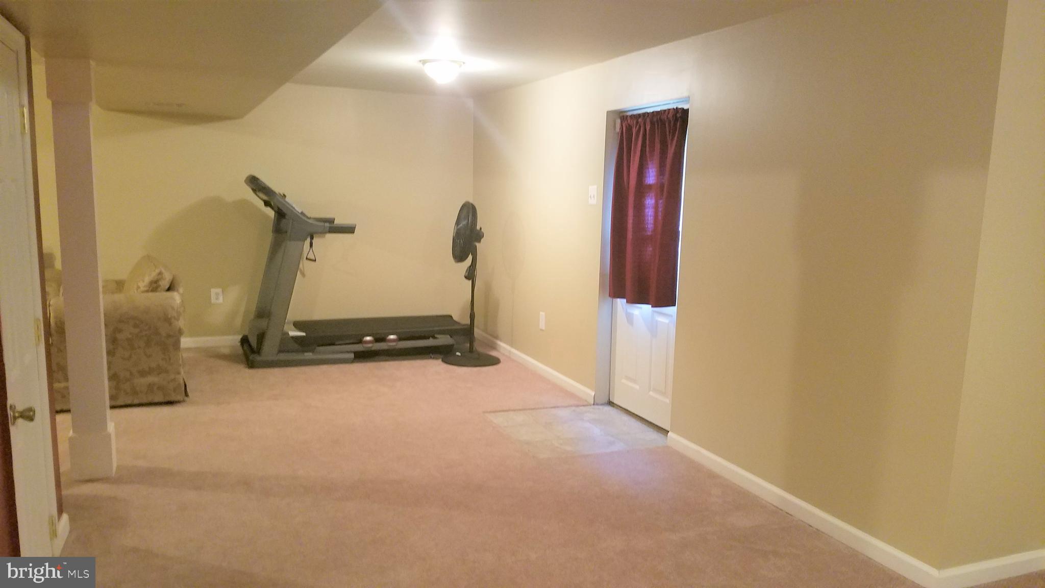 ROLLING MEADOWS - Residential