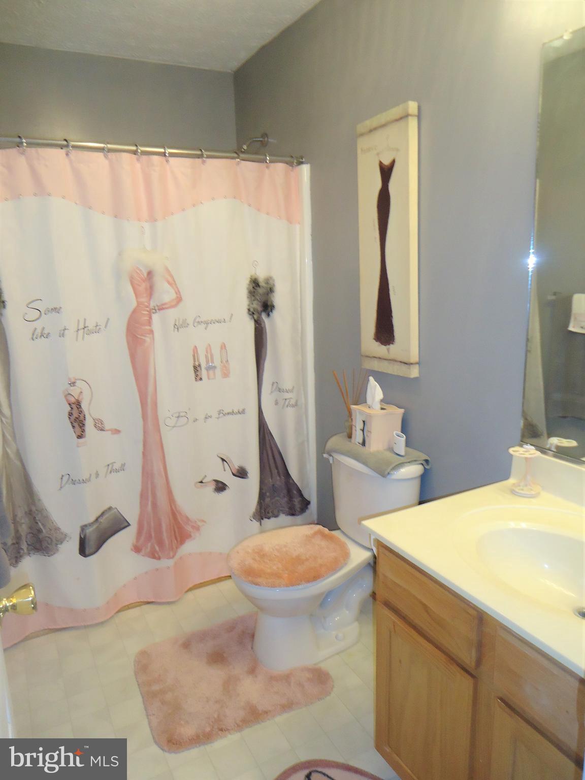 ROLLING MEADOWS - Residential