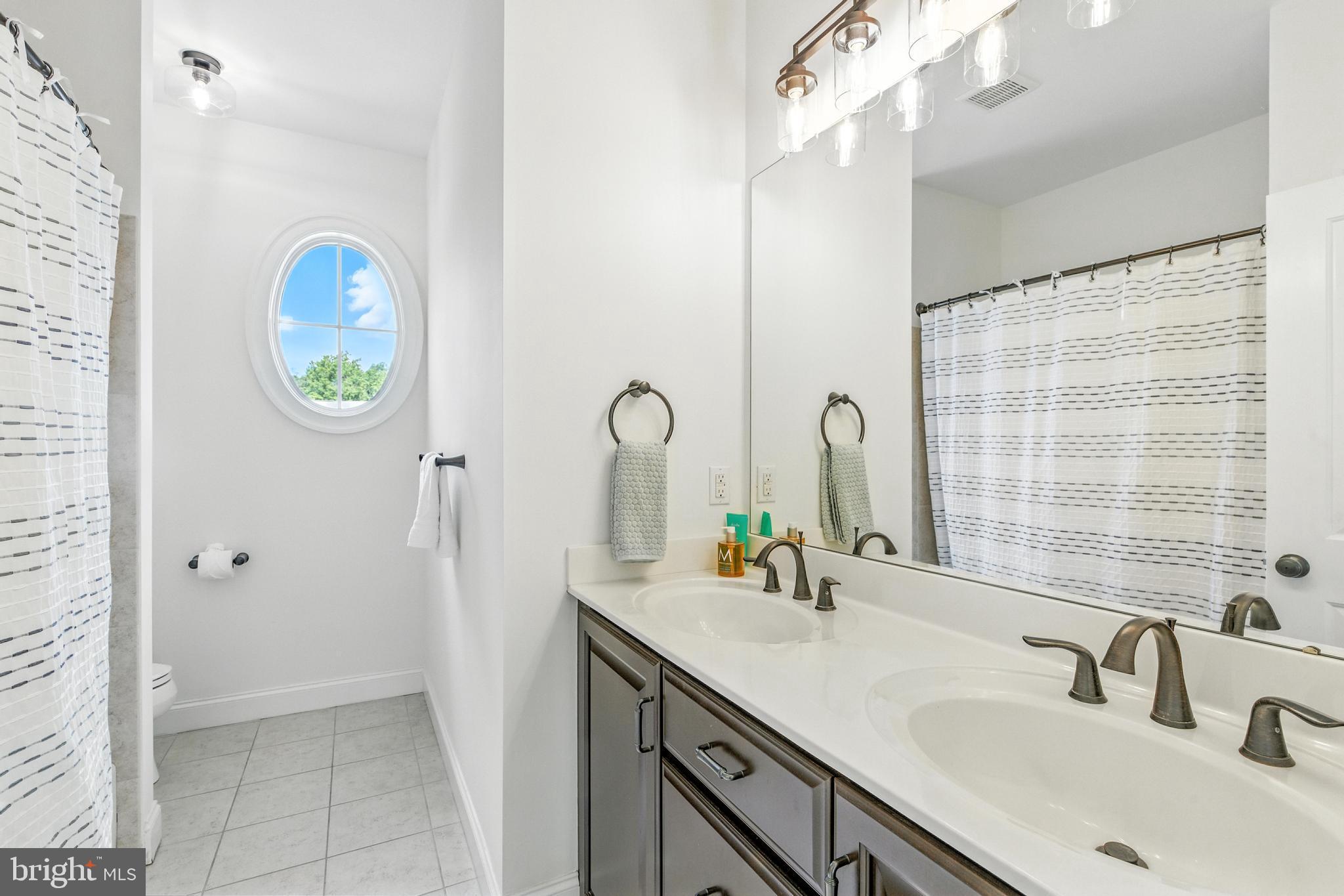 PINE VALLEY AT GLEN - Residential