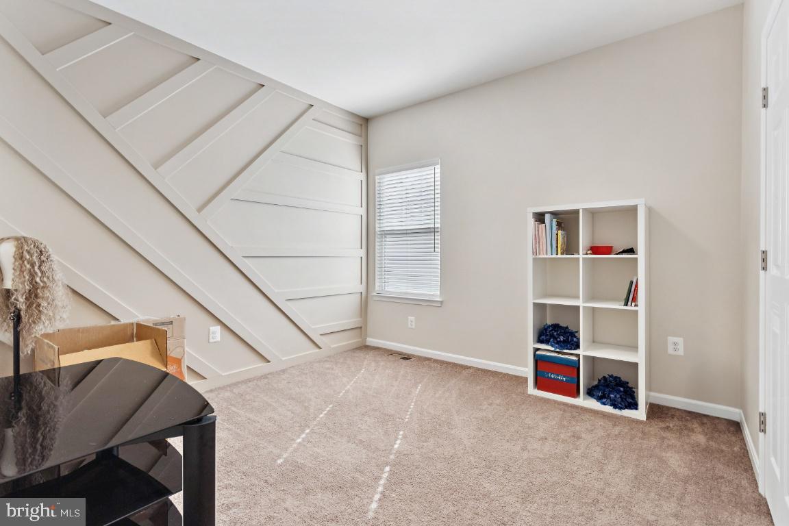 EMBREY MILL - Residential Lease