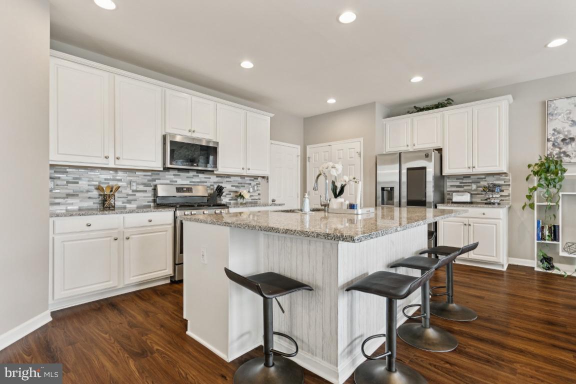 EMBREY MILL - Residential Lease