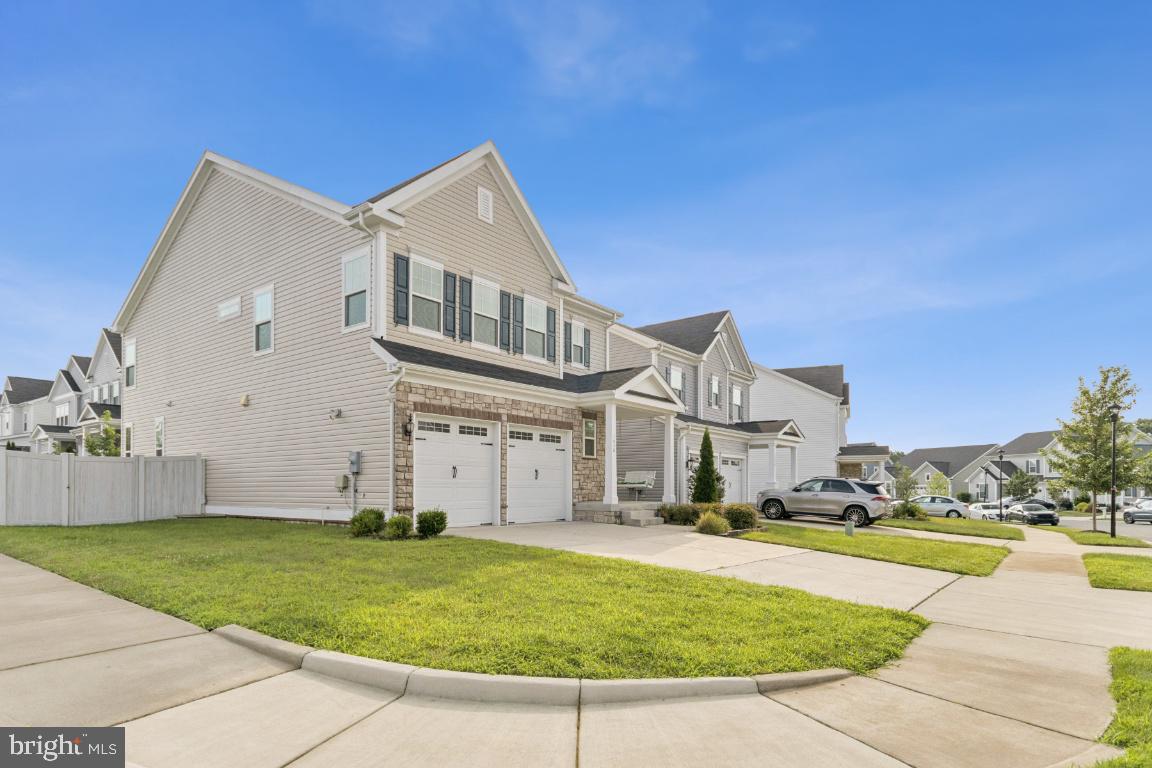 EMBREY MILL - Residential Lease