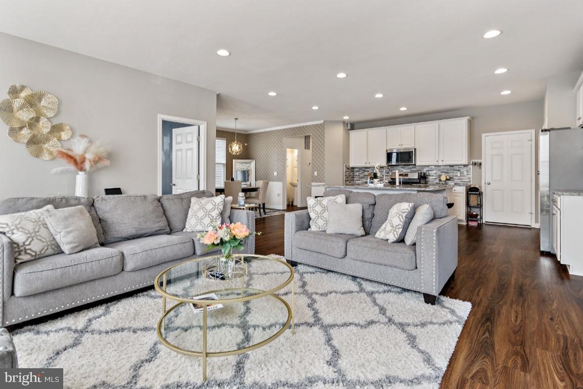 EMBREY MILL - Residential Lease