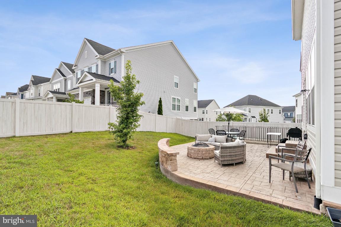 EMBREY MILL - Residential Lease