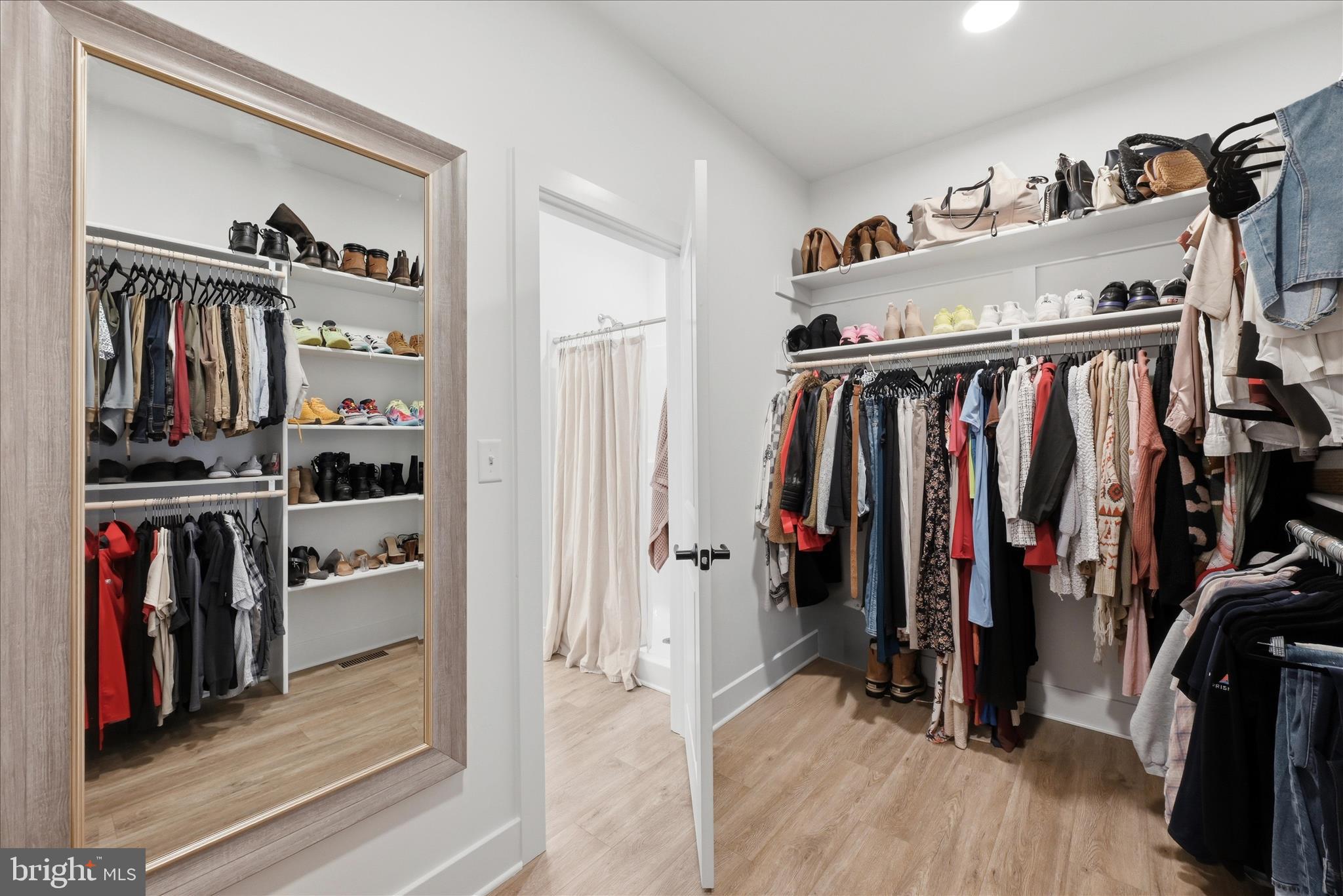 LAKE HOLIDAY ESTATES - Residential