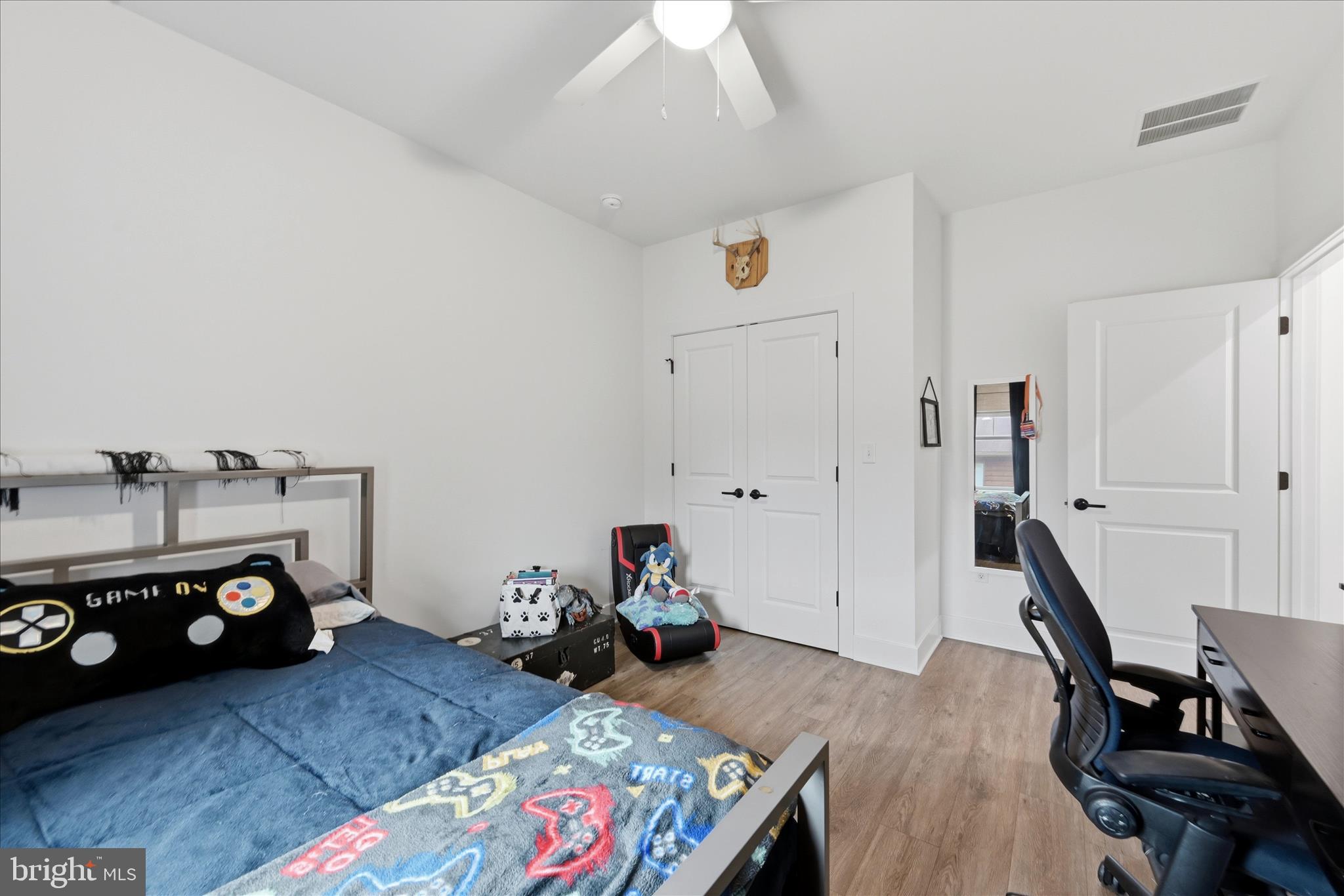 LAKE HOLIDAY ESTATES - Residential