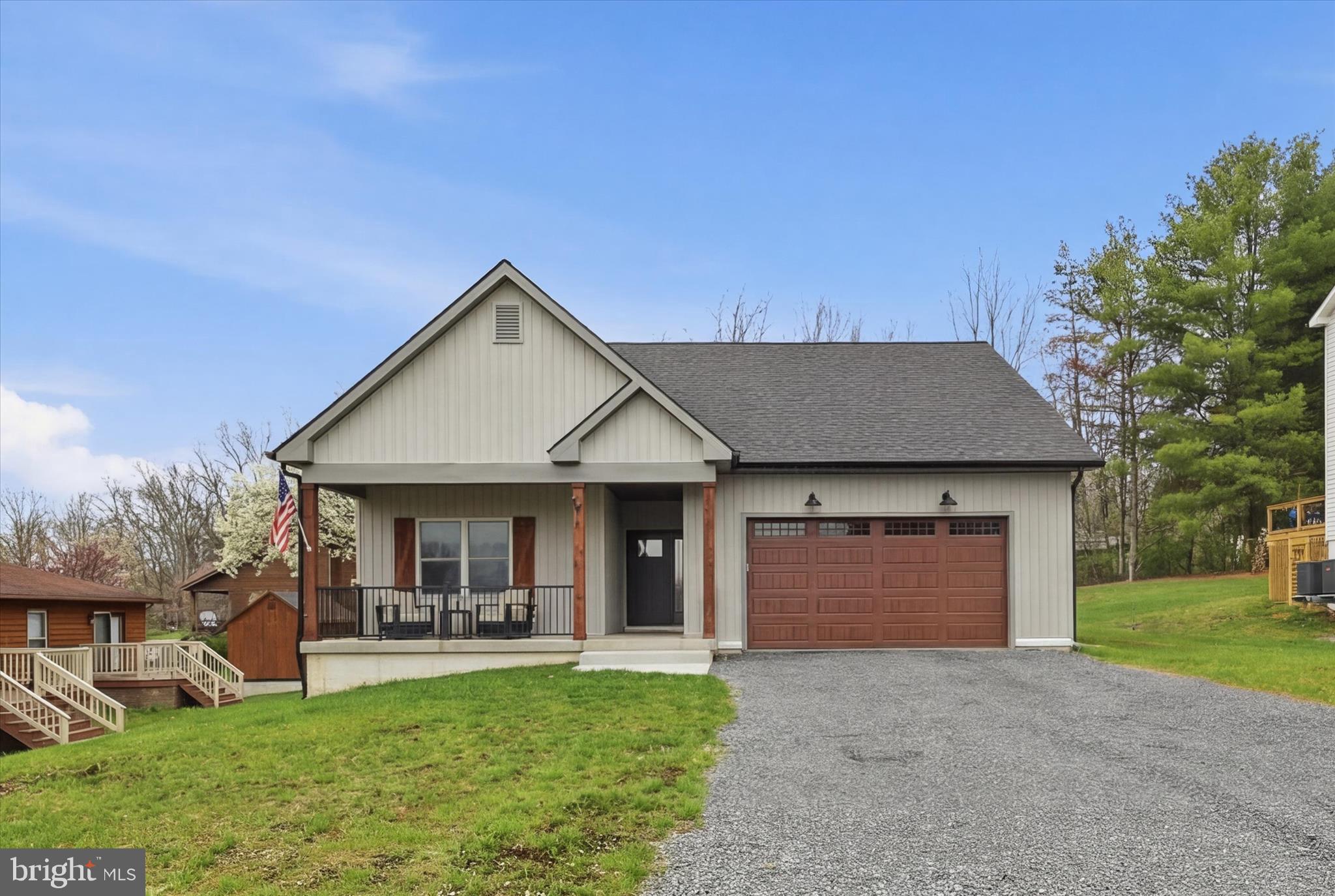 LAKE HOLIDAY ESTATES - Residential